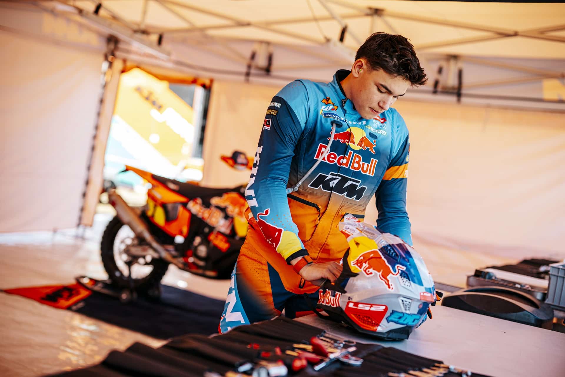 LS2 y su X-Force con homologación FIM2, cobran protagonismo en el Dakar 2026