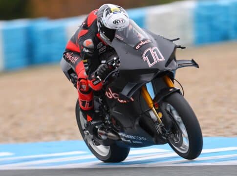 Test Jerez WSBK día 2: la lluvia desaparece y Bulega aparece