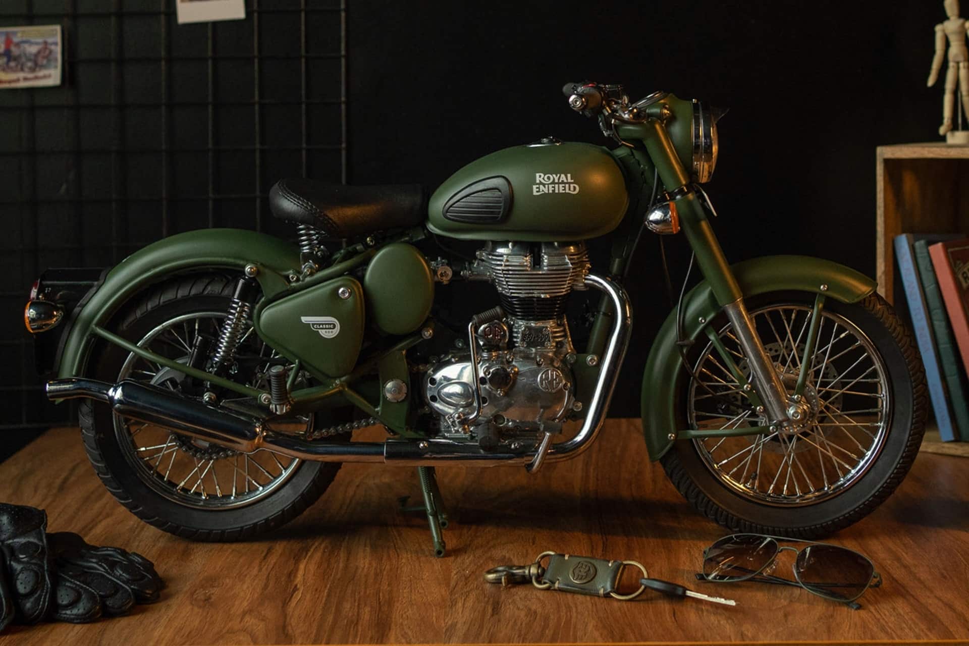 En venta una exclusiva Royal Enfield Classic Collectible a escala 1/3