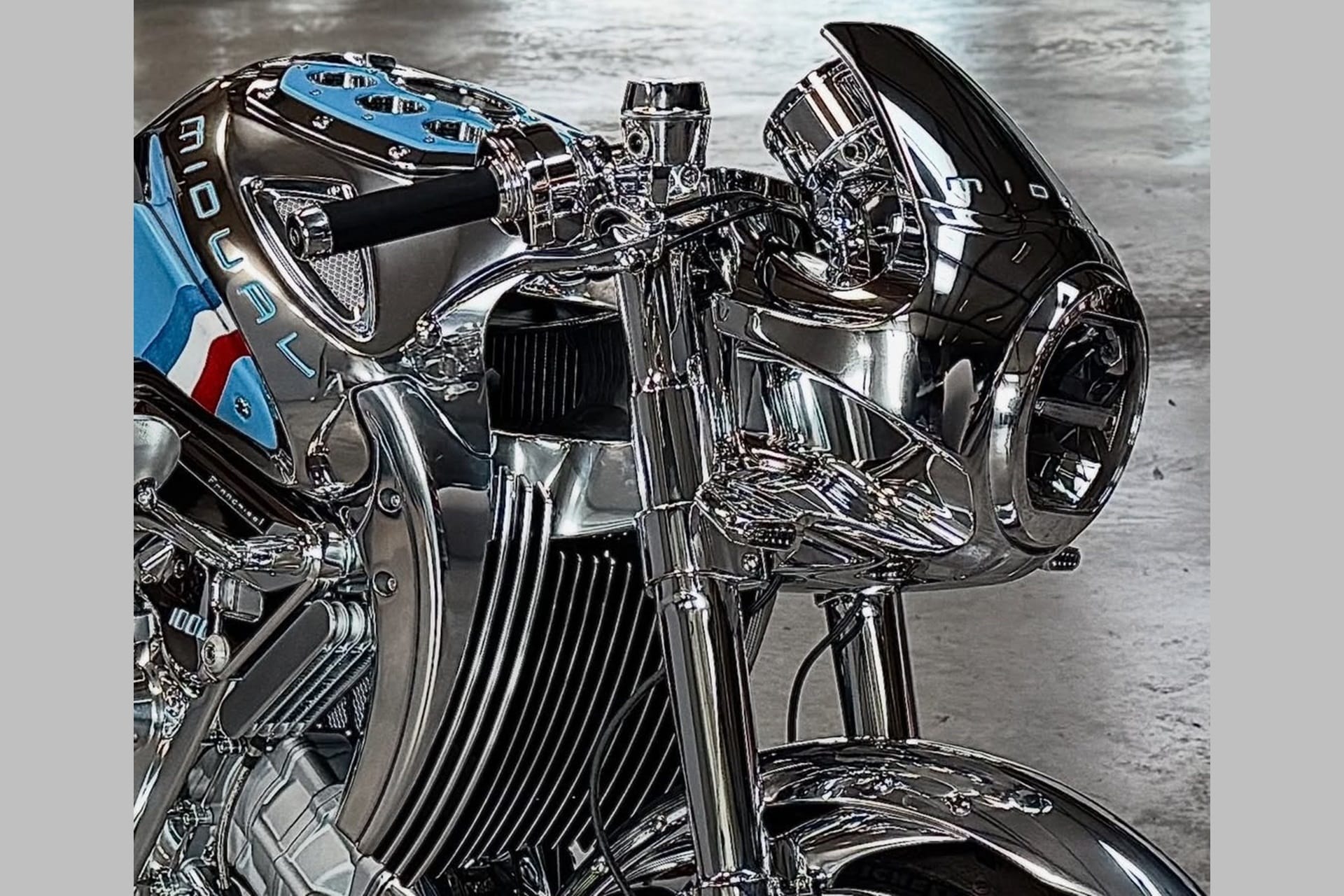 Midal presenta oficialmente la Française, su última exclusiva Café Racer de edición limitada