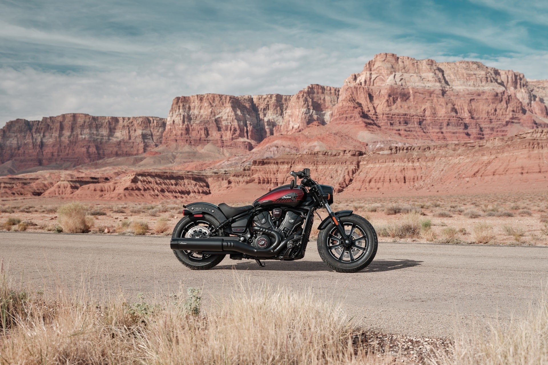 Indian Motorcycle celebra su 125º aniversario con tres modelos exclusivos pintados a mano y una colección de ropa “histórica”
