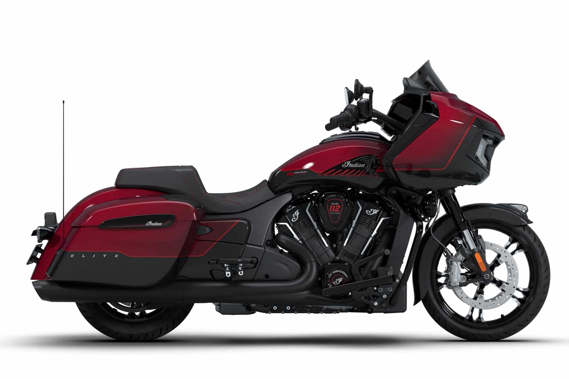 Indian Motorcycle celebra su 125º aniversario con tres modelos exclusivos pintados a mano y una colección de ropa “histórica”