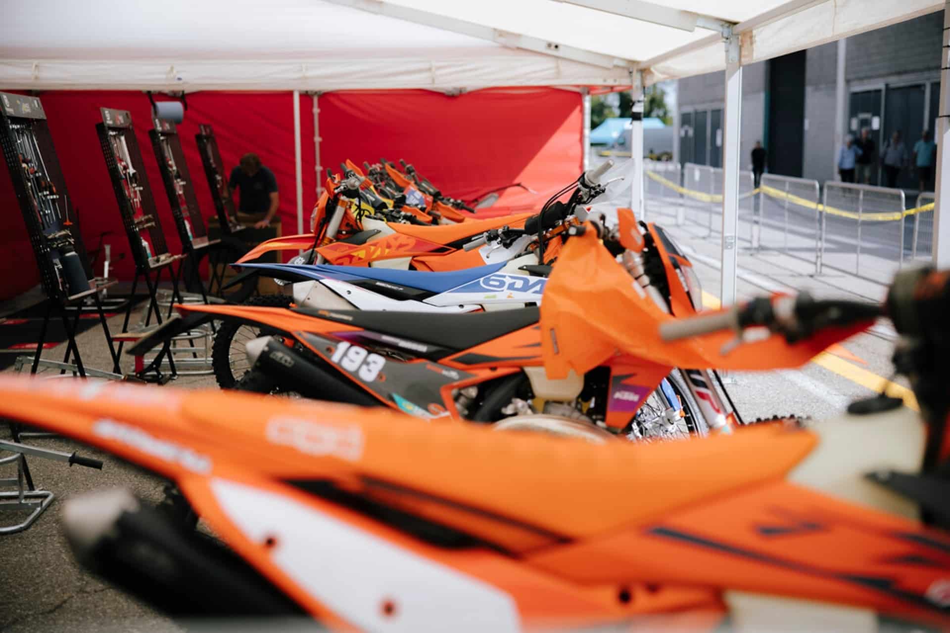 KTM celebra los 100 años de los 6Days en Portugal ofreciendo una completa asistencia en carrera