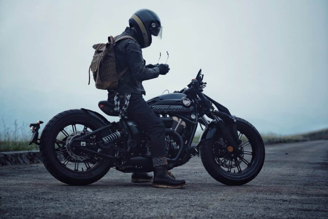 Benda Napoleon Bob 250 V2