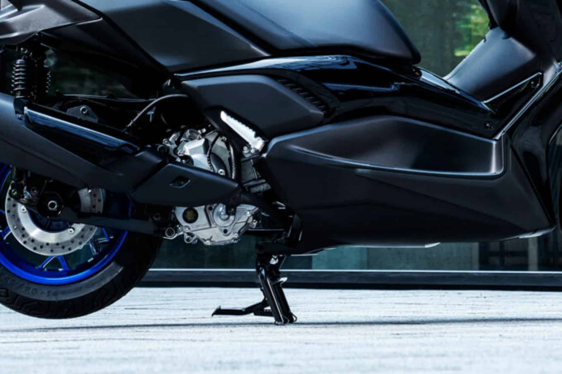 Caballete central moto