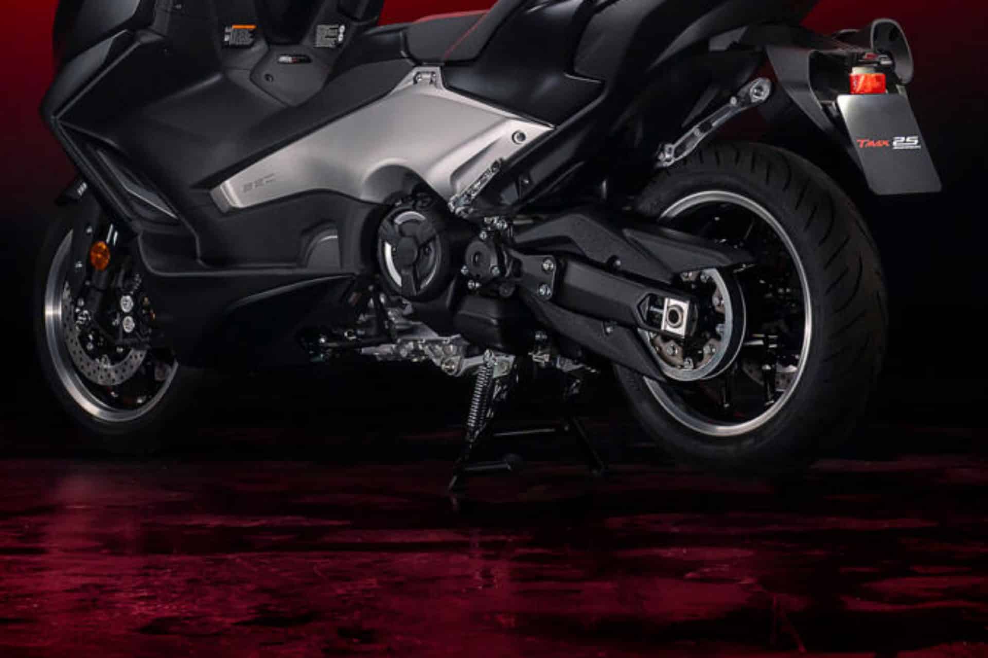 Caballete central moto