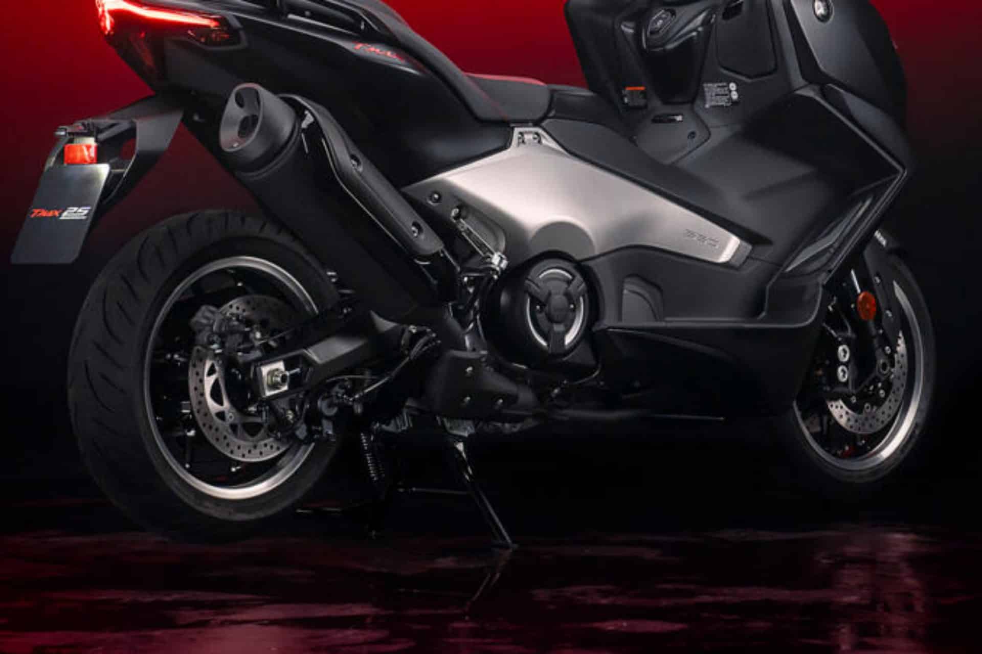 Caballete central moto