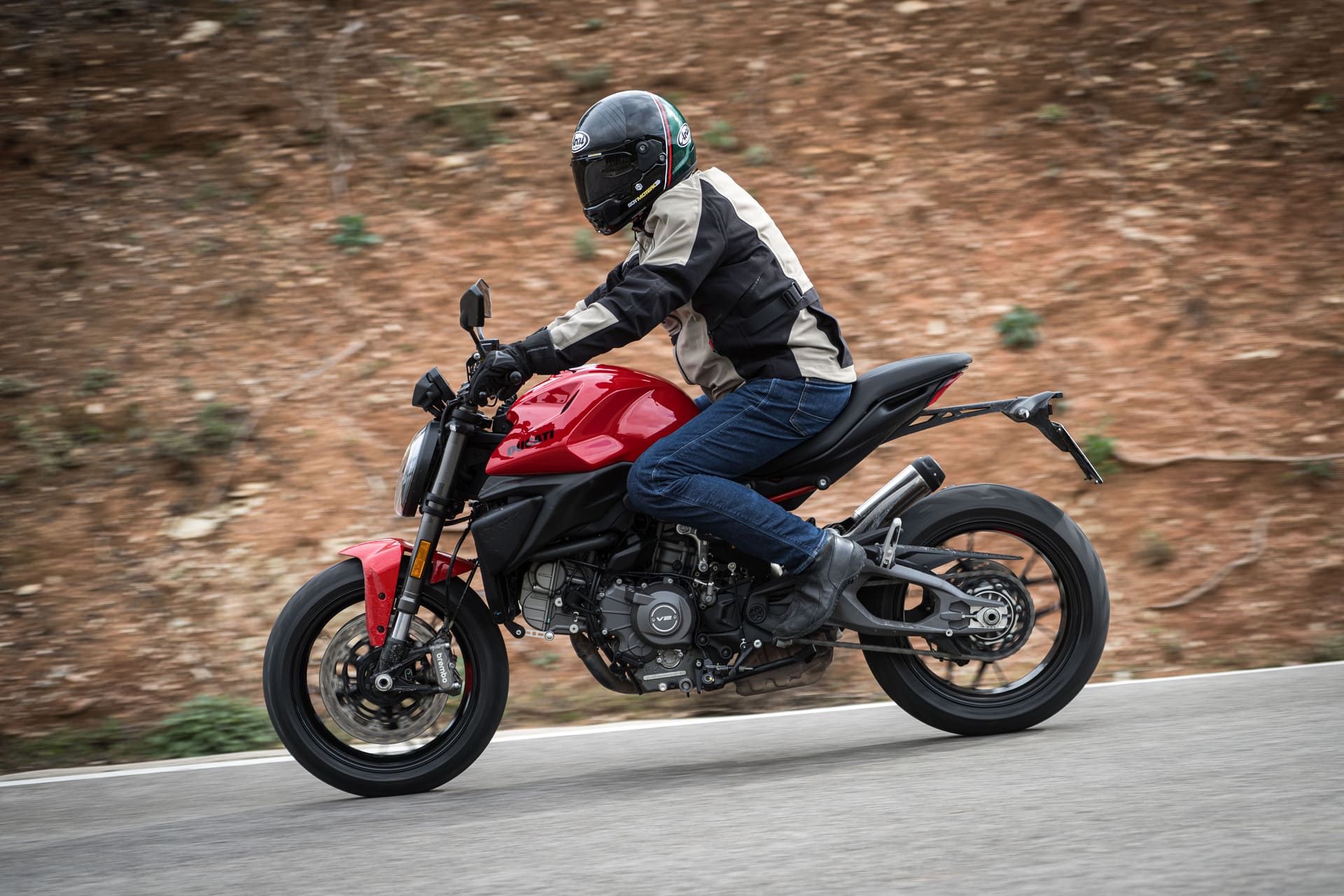 Prueba Ducati Monster 2026