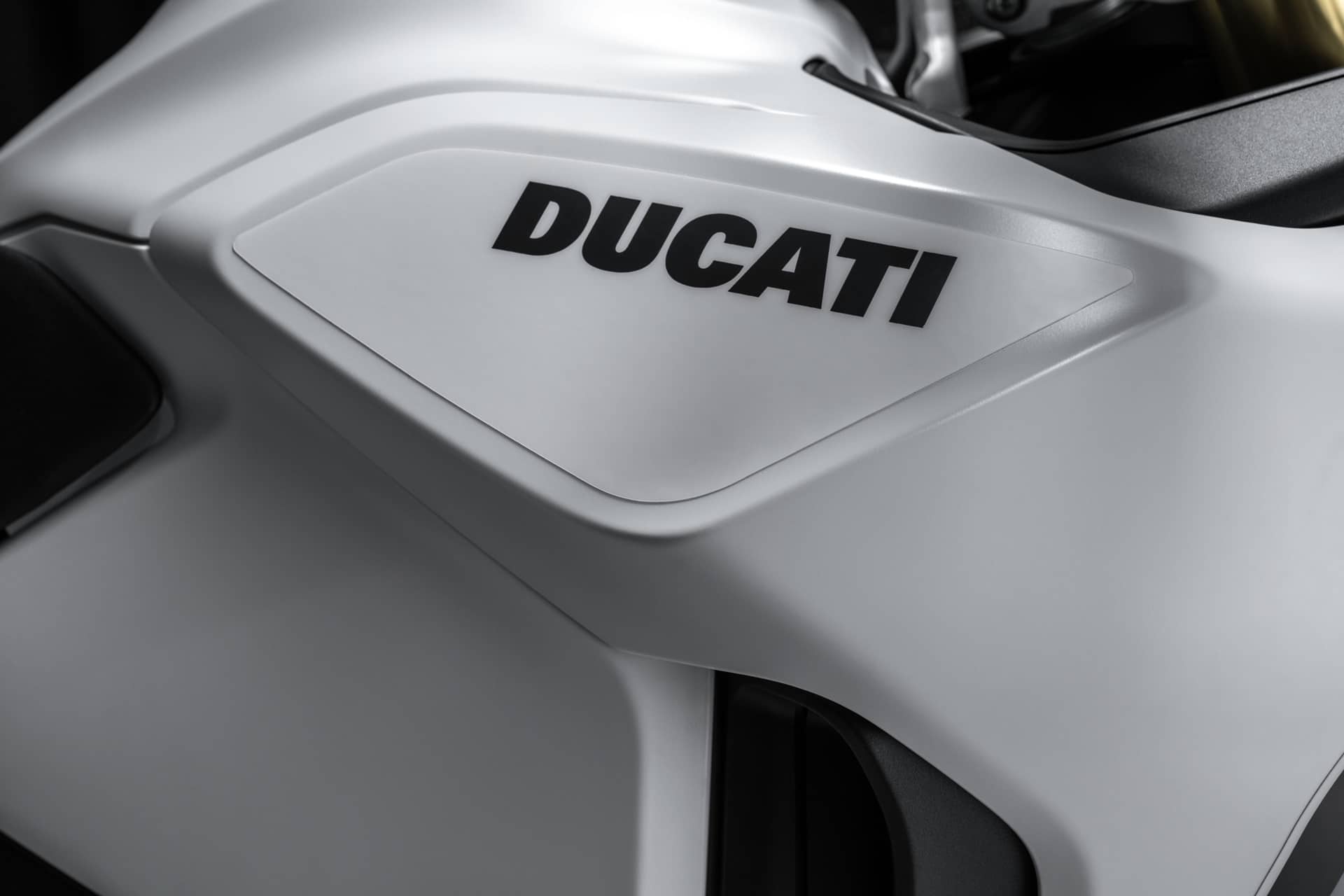 Ducati DesertX 2026