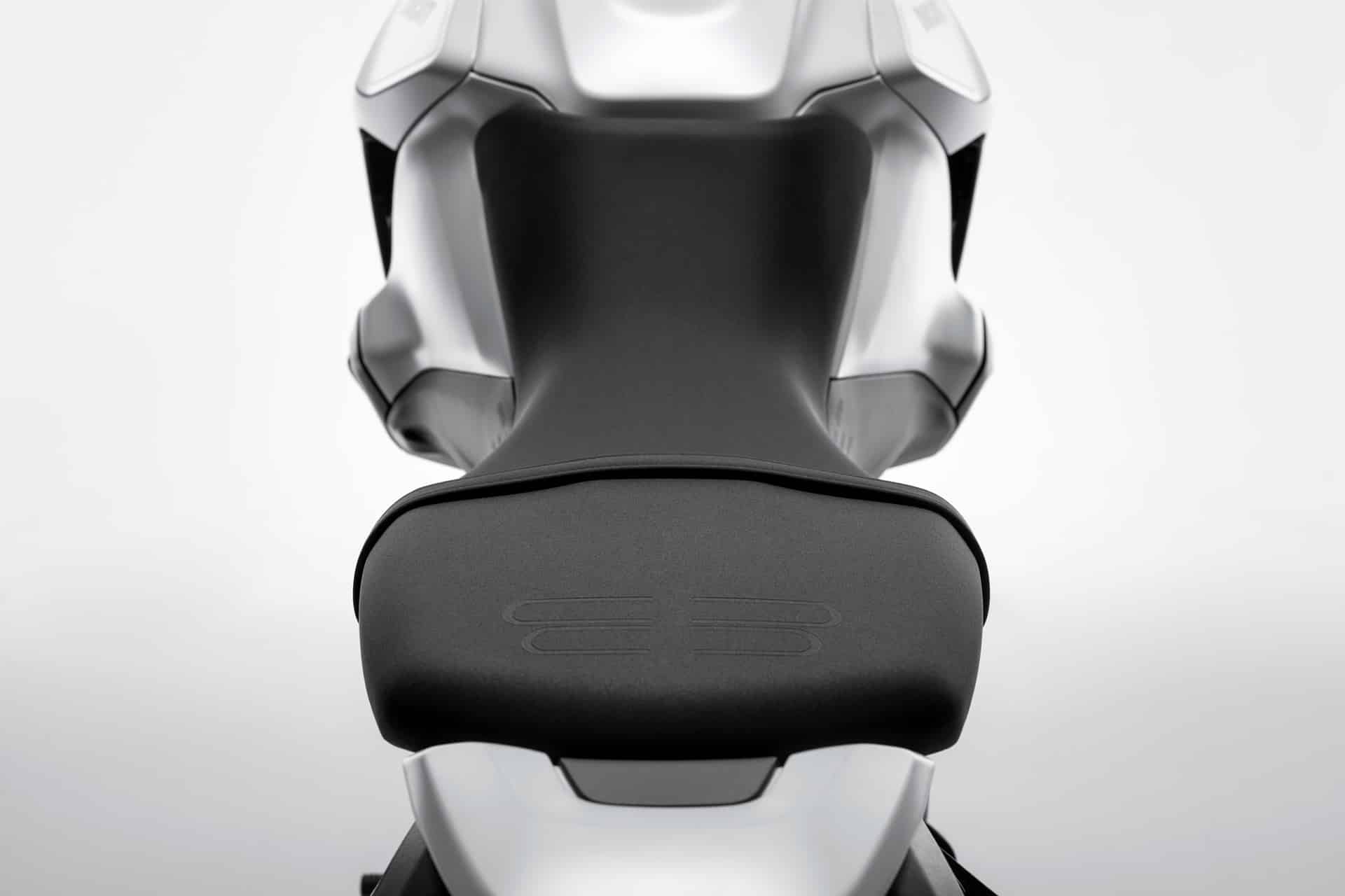 Ducati DesertX 2026