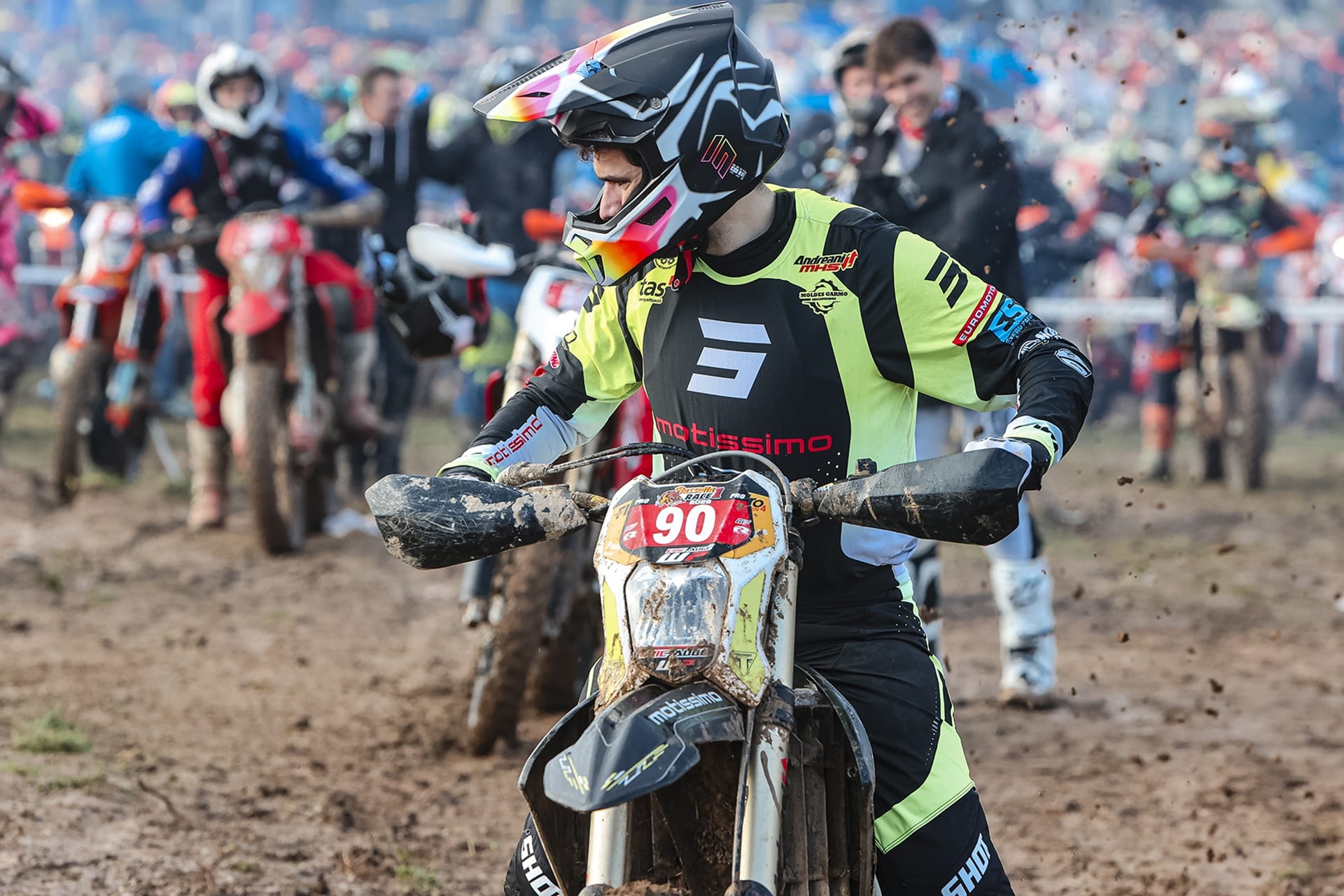 Triumph reafirma su relevancia en el mundo Off-road tras su paso por la Bassella Race 2026