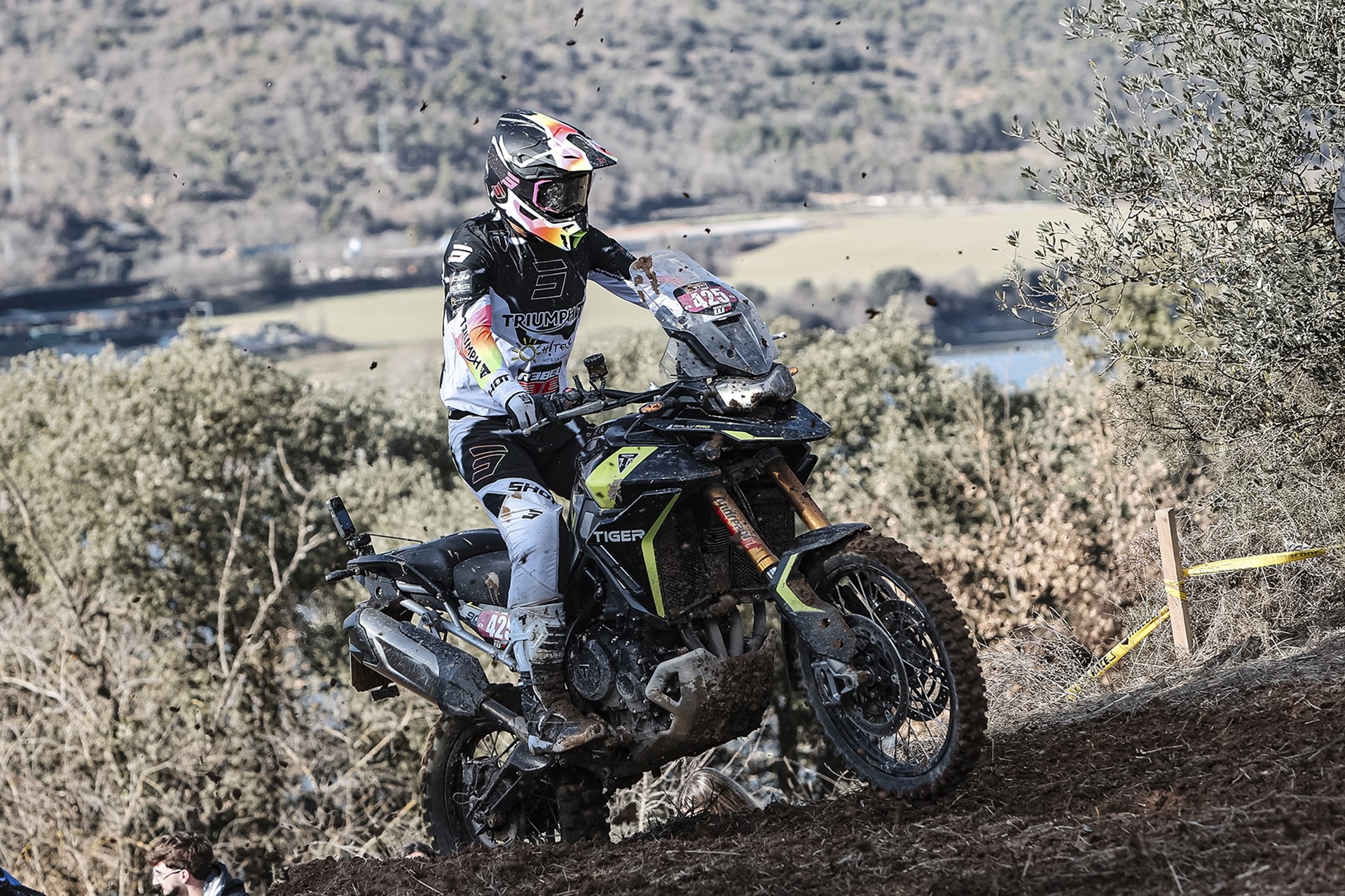 Triumph reafirma su relevancia en el mundo Off-road tras su paso por la Bassella Race 2026