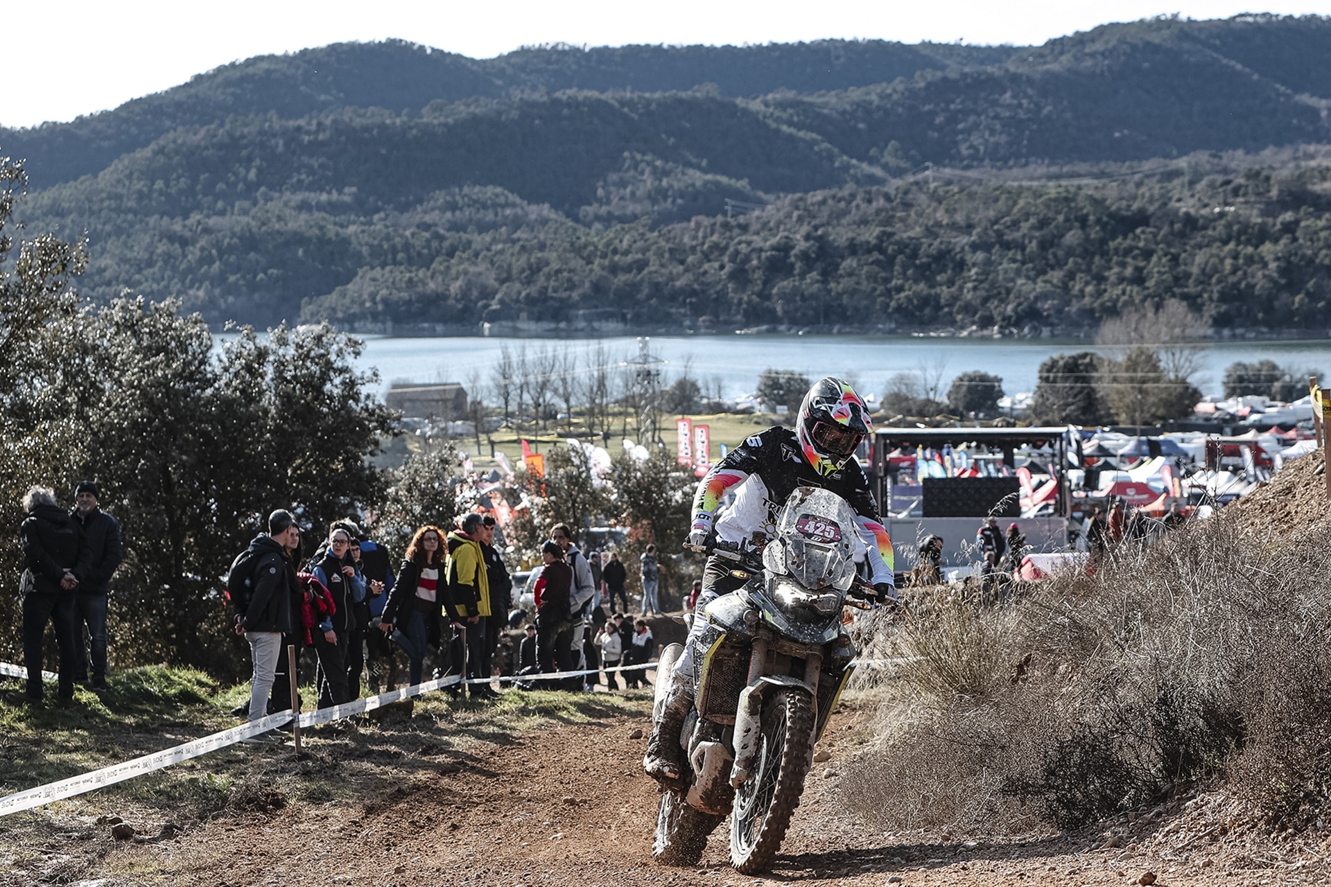 Triumph reafirma su relevancia en el mundo Off-road tras su paso por la Bassella Race 2026