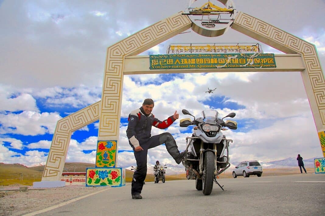 Este verano visita China y el Tíbet en un viaje en moto muy especial junto a Gustavo Cuervo