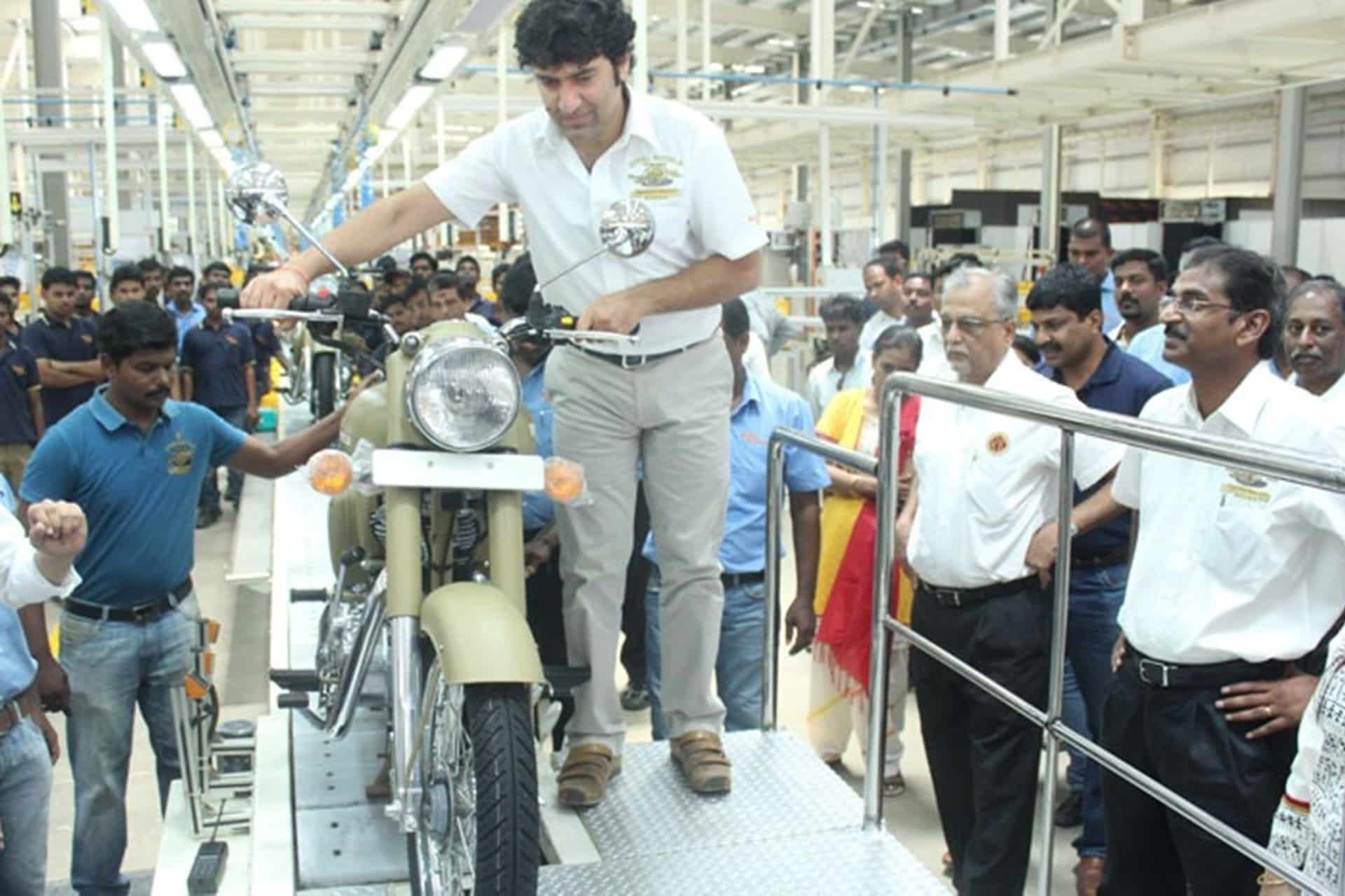 Royal Enfield dispuesta a fabricar dos millones de motos al año