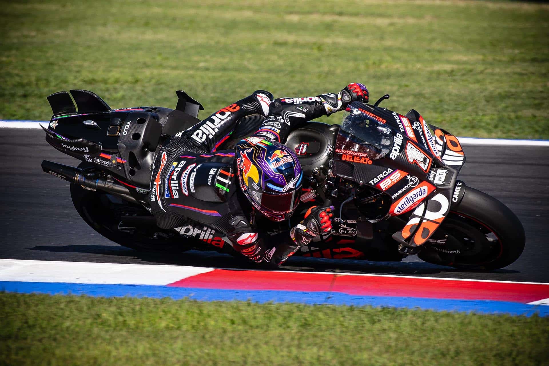 La Aprilia RS-GP es una moto competitiva, pero Martín tendrá que adaptarse