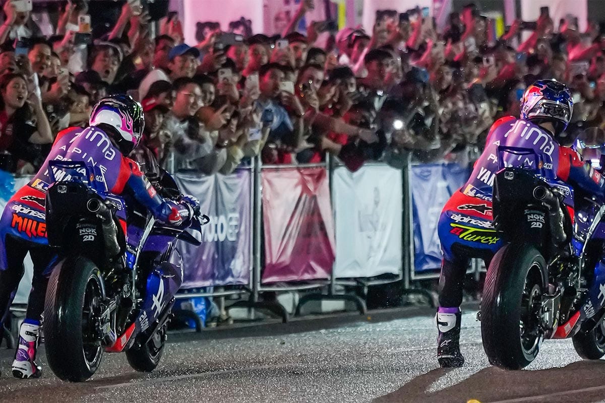 Jack y Toprak fueron los más divertidos a la hora de pasar con sus motos