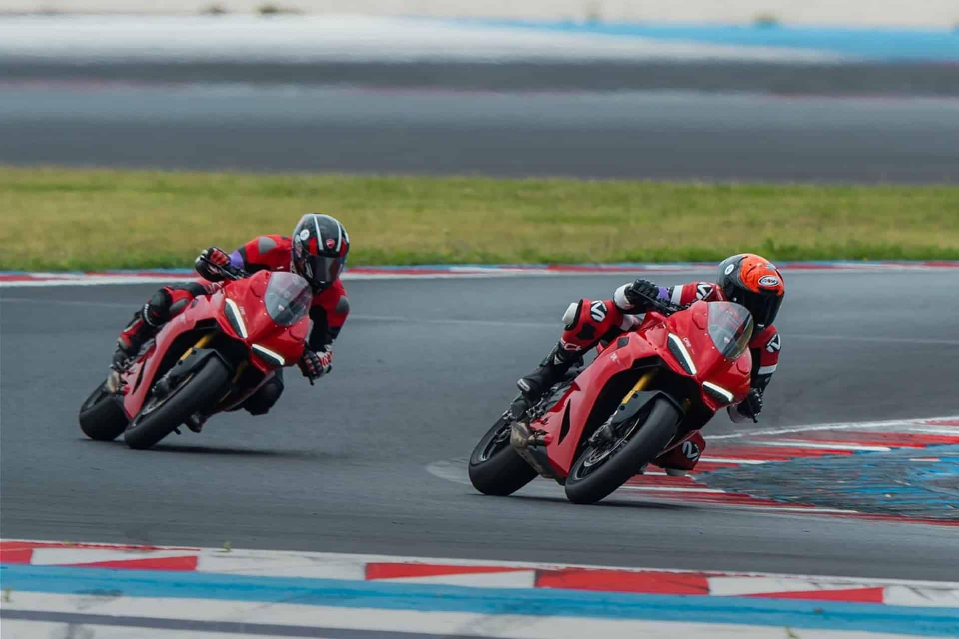 Ducati Riding Camp: El programa de formación para mejorar la seguridad y la técnica de los usuarios