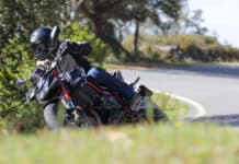 Prueba Honda Hornet 750 E-Clutch