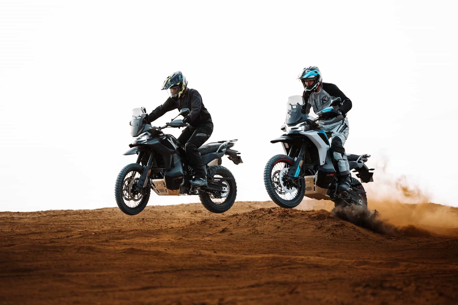 CFMoto 800MT-X 2026