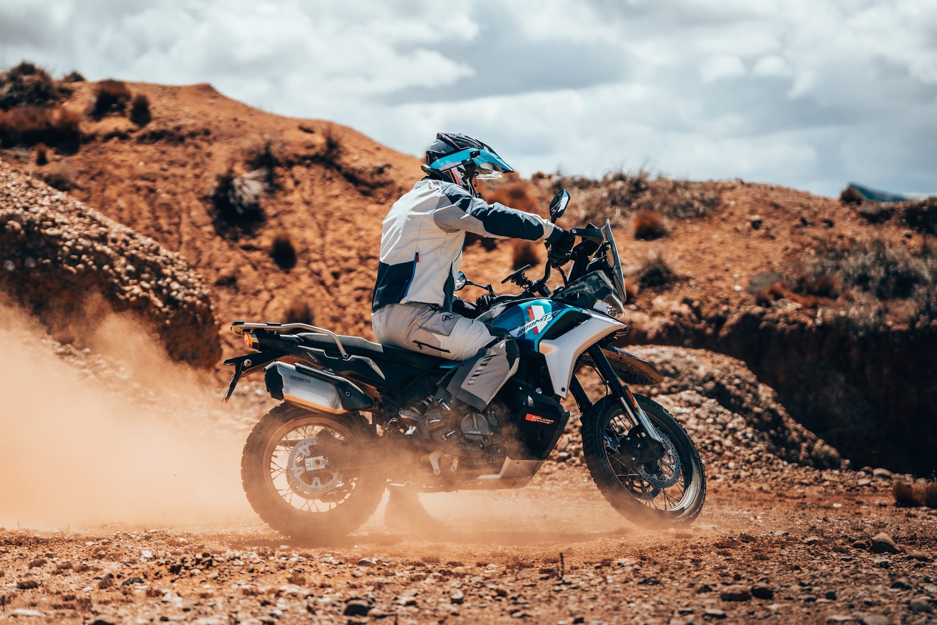 CFMoto 800MT-X 2026