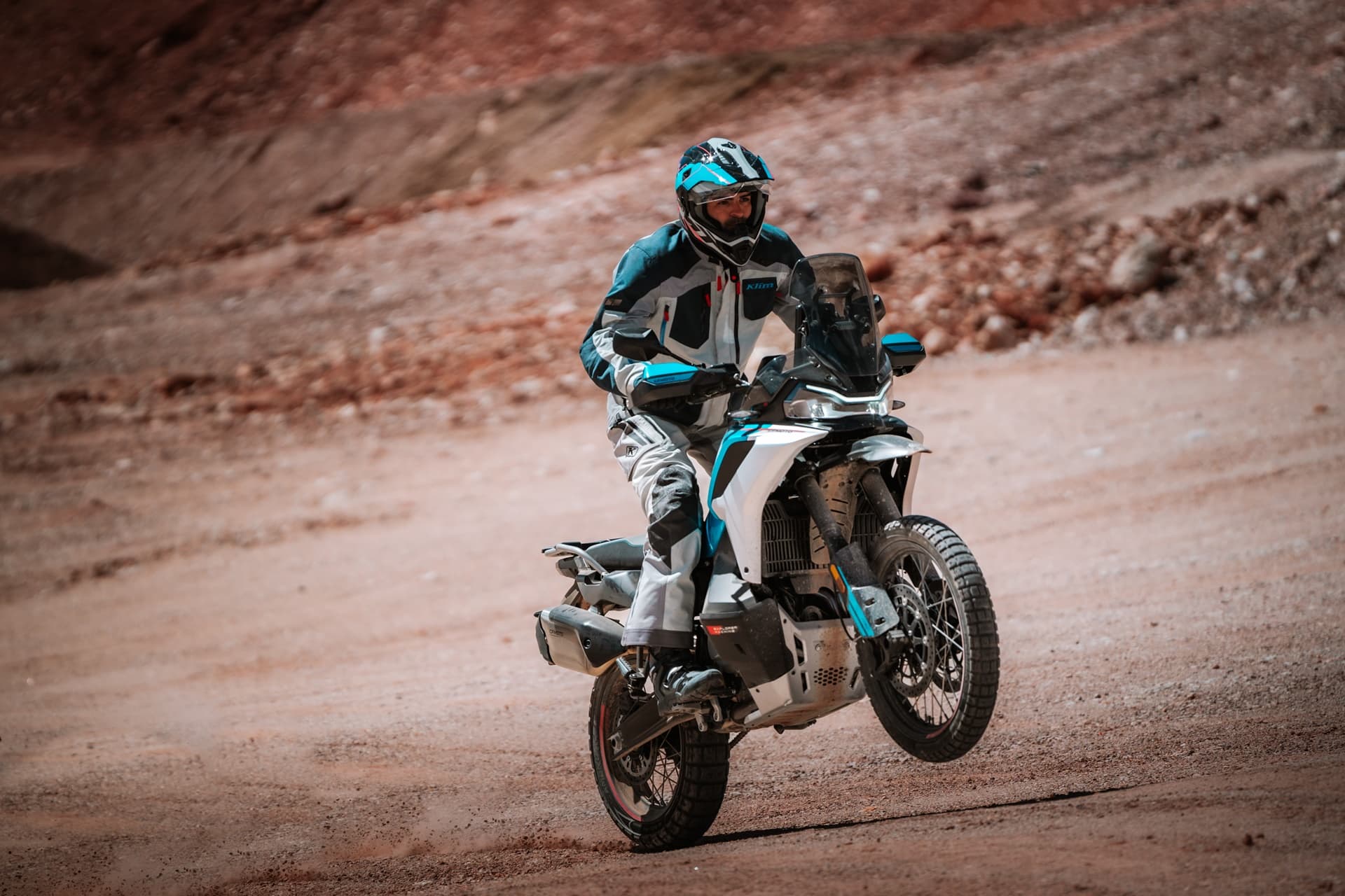 CFMoto 800MT-X 2026