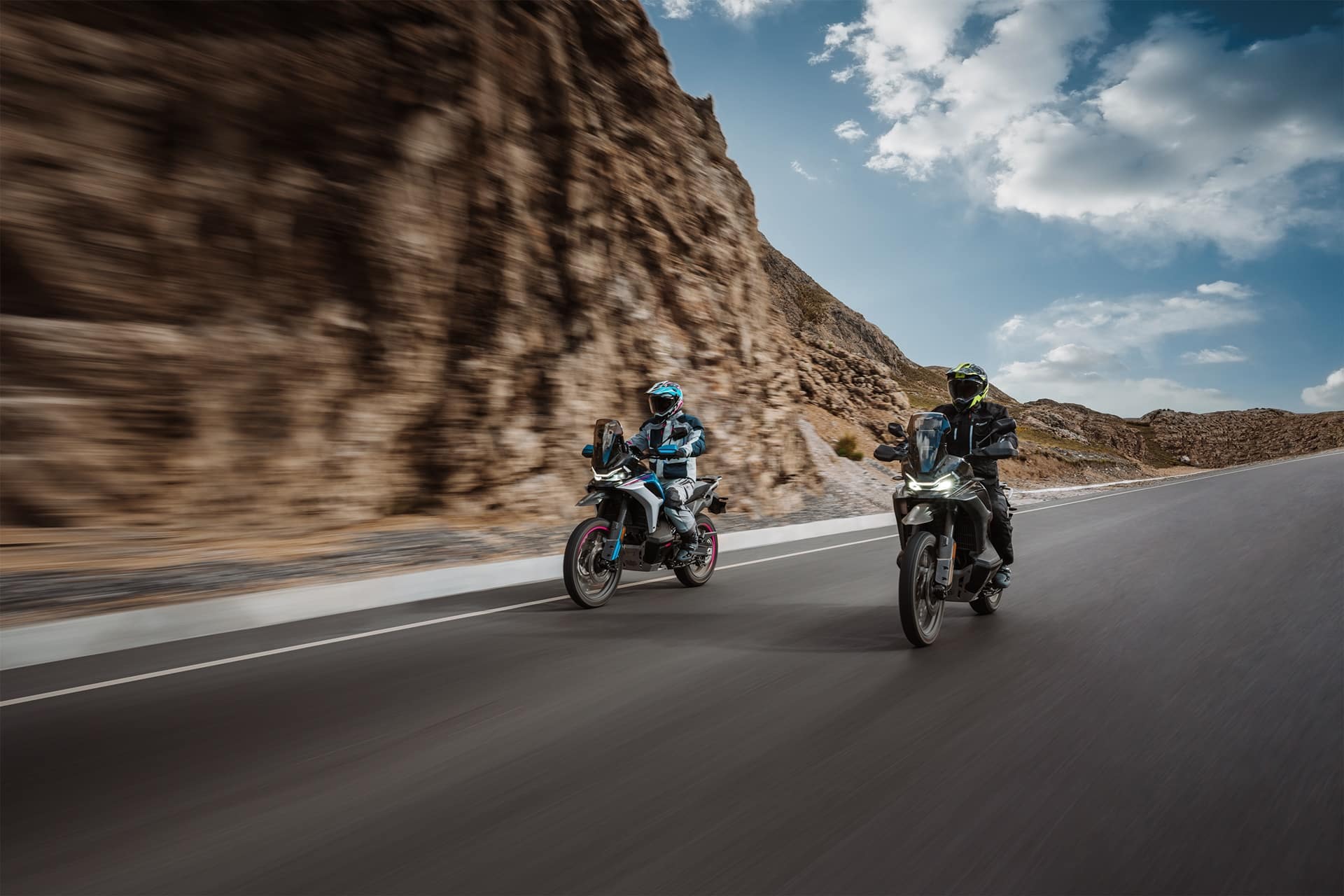 CFMoto 800MT-X 2026