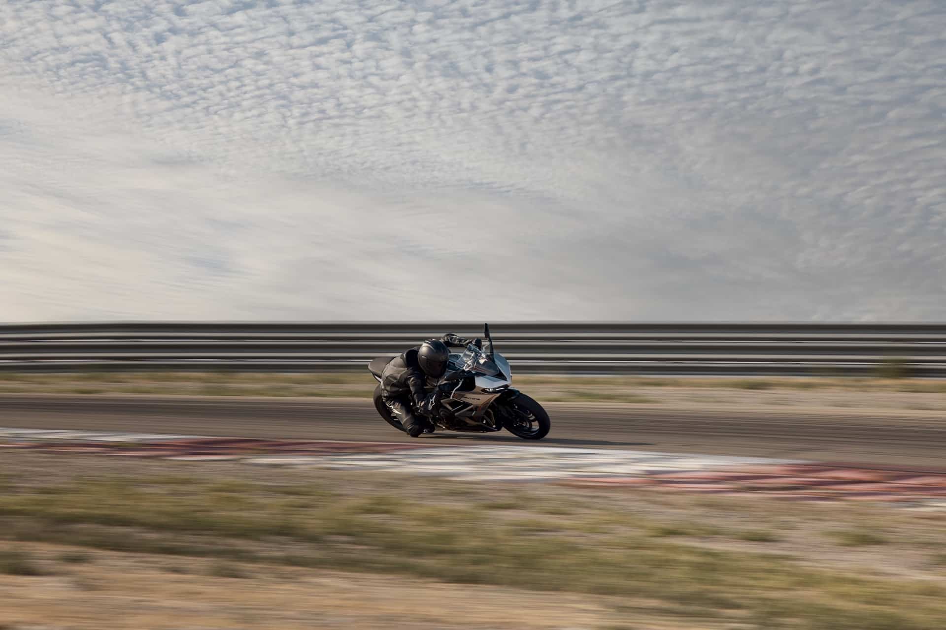 Triumph Daytona 660 2026