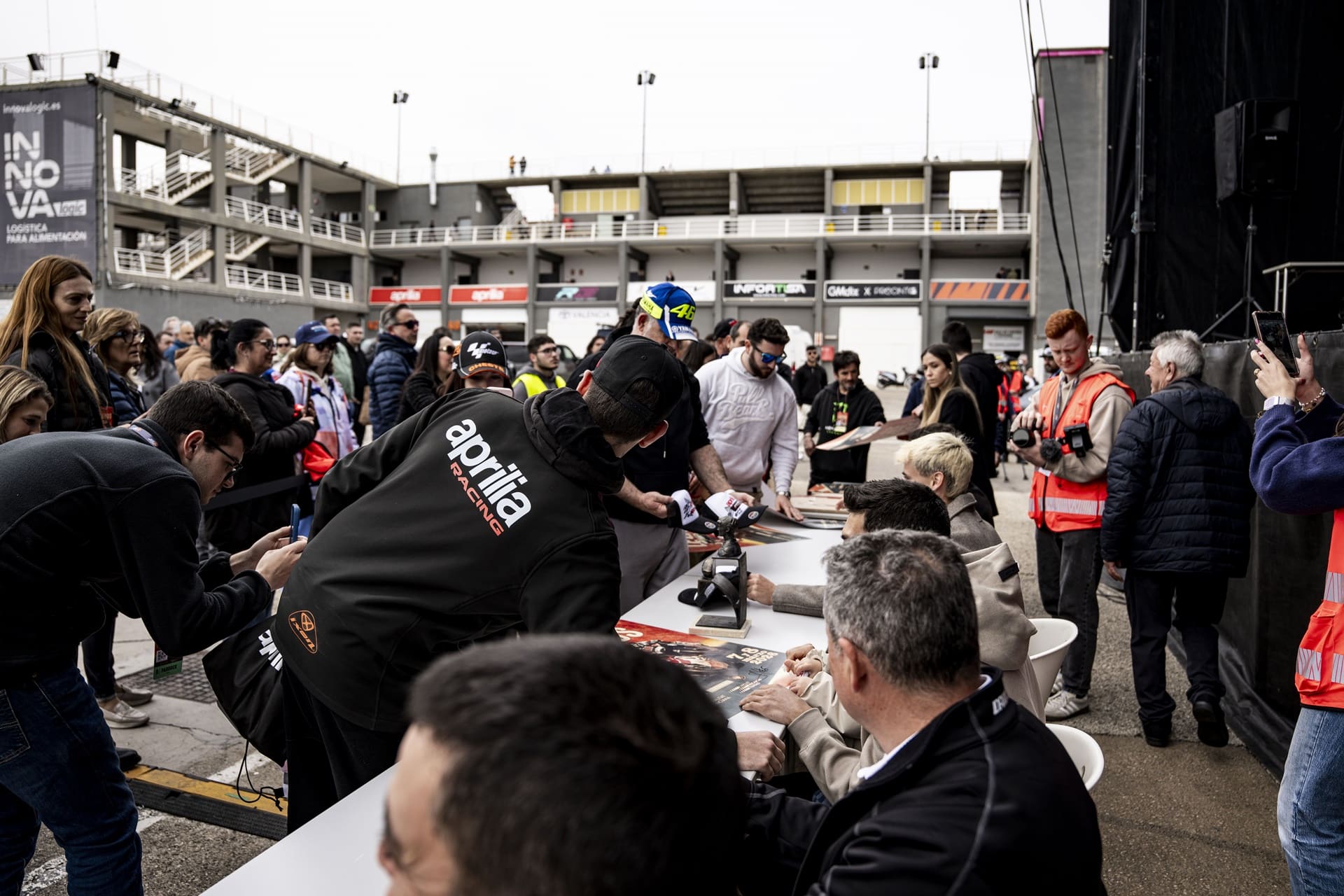 Jaume Masià homenajeado en el circuito Ricardo Tormo con motivo del Racing Legends 2026