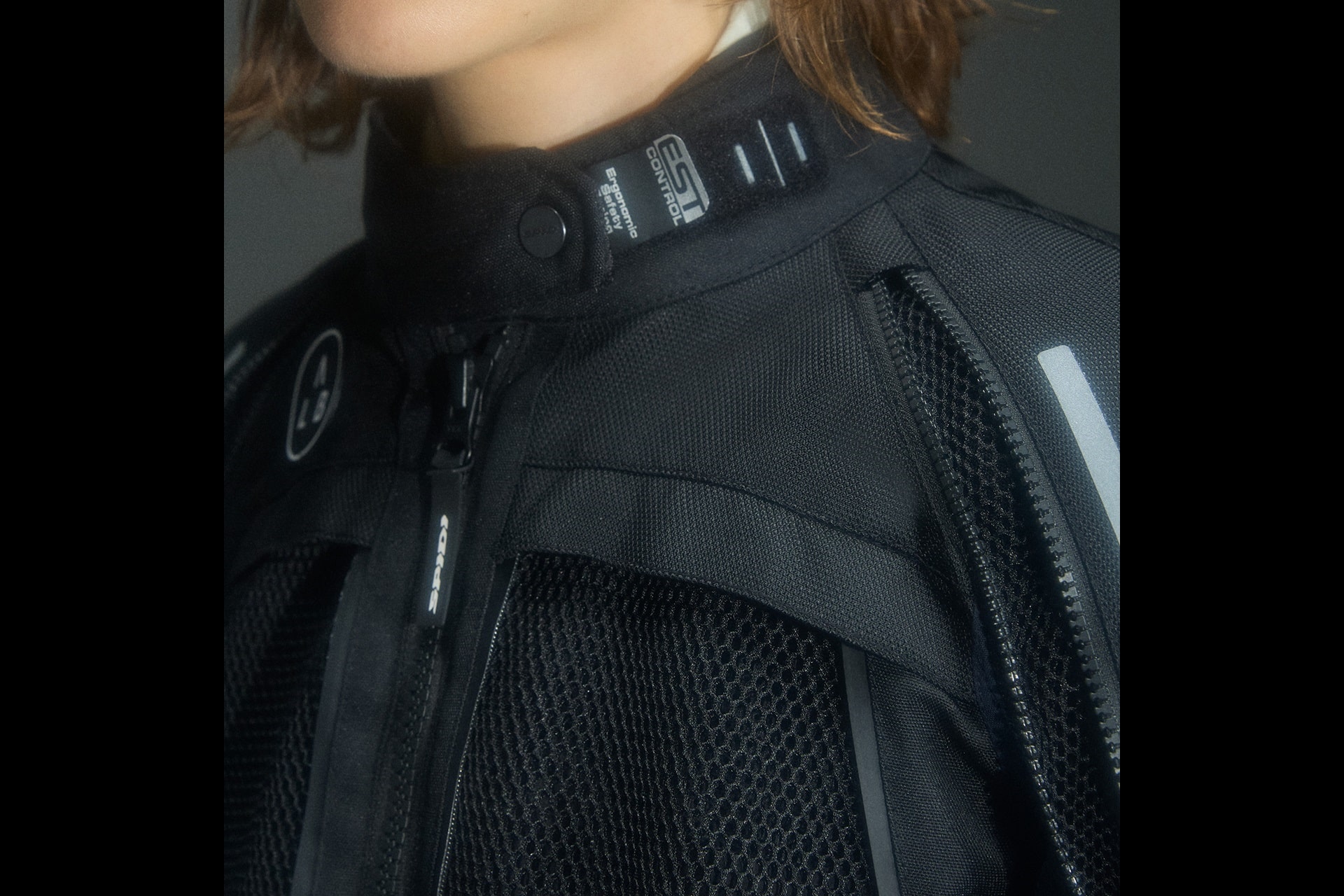 Traje completo SPIDI 4 Season V3: Versatilidad y estilo con la máxima tecnología de protección