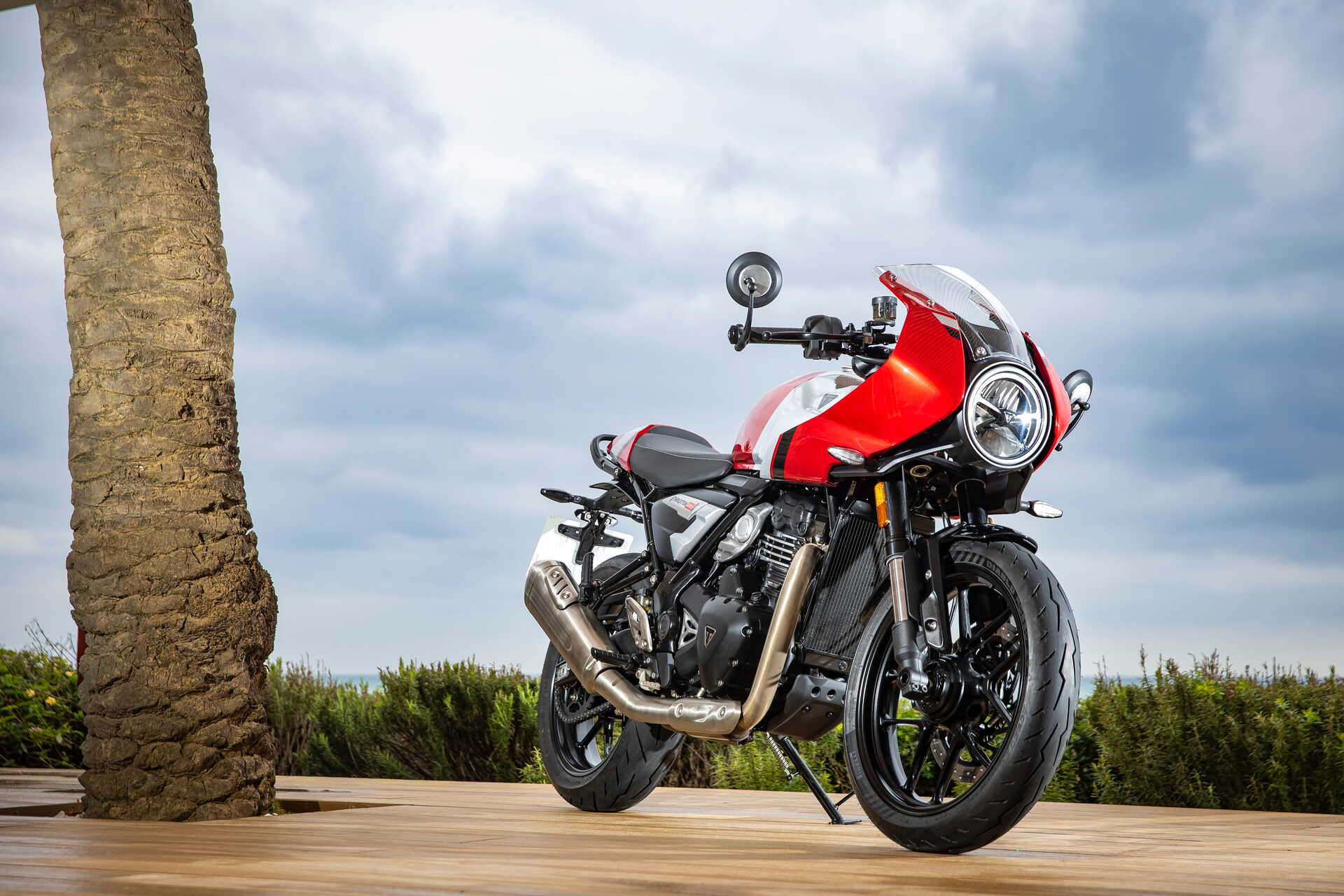 Prueba Triumph Tracker 400 y Triumph Thruxton 400