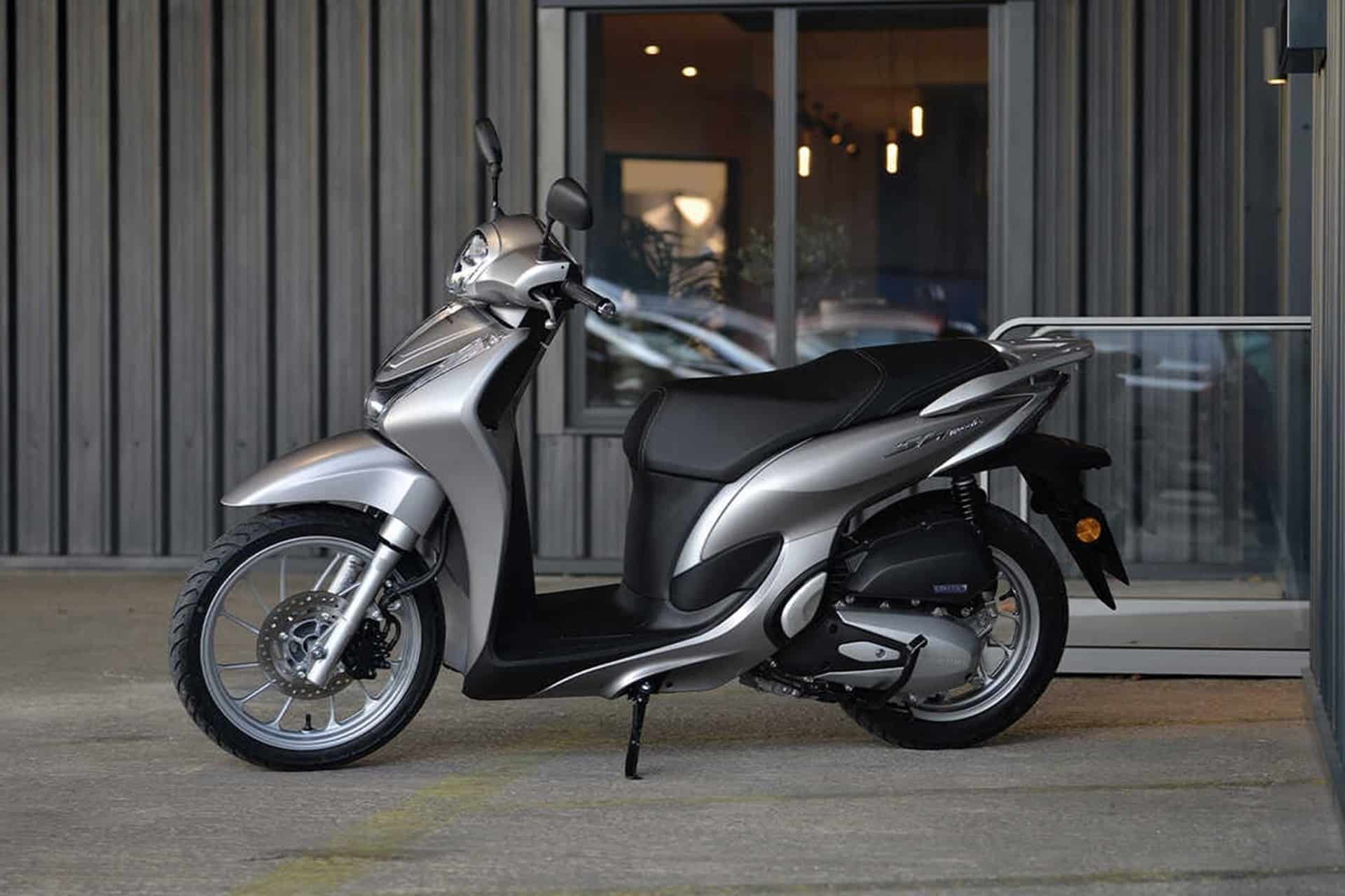 La ciudad es tuya: qué scooter Honda encaja con tu forma de vivirla