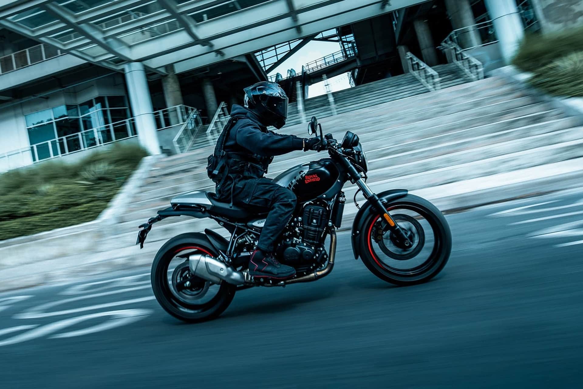 Royal Enfield lanza oficialmente su nueva Guerrilla 450 2026