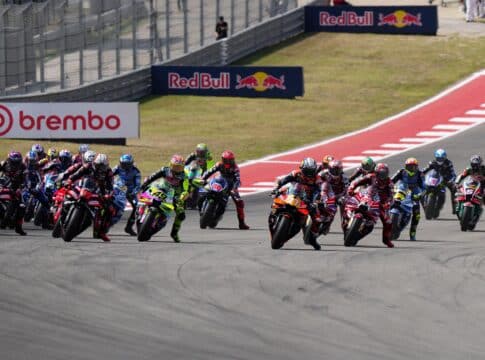 MotoGP Estados Unidos 2026: Bezzecchi arrasa y Aprilia mete miedo