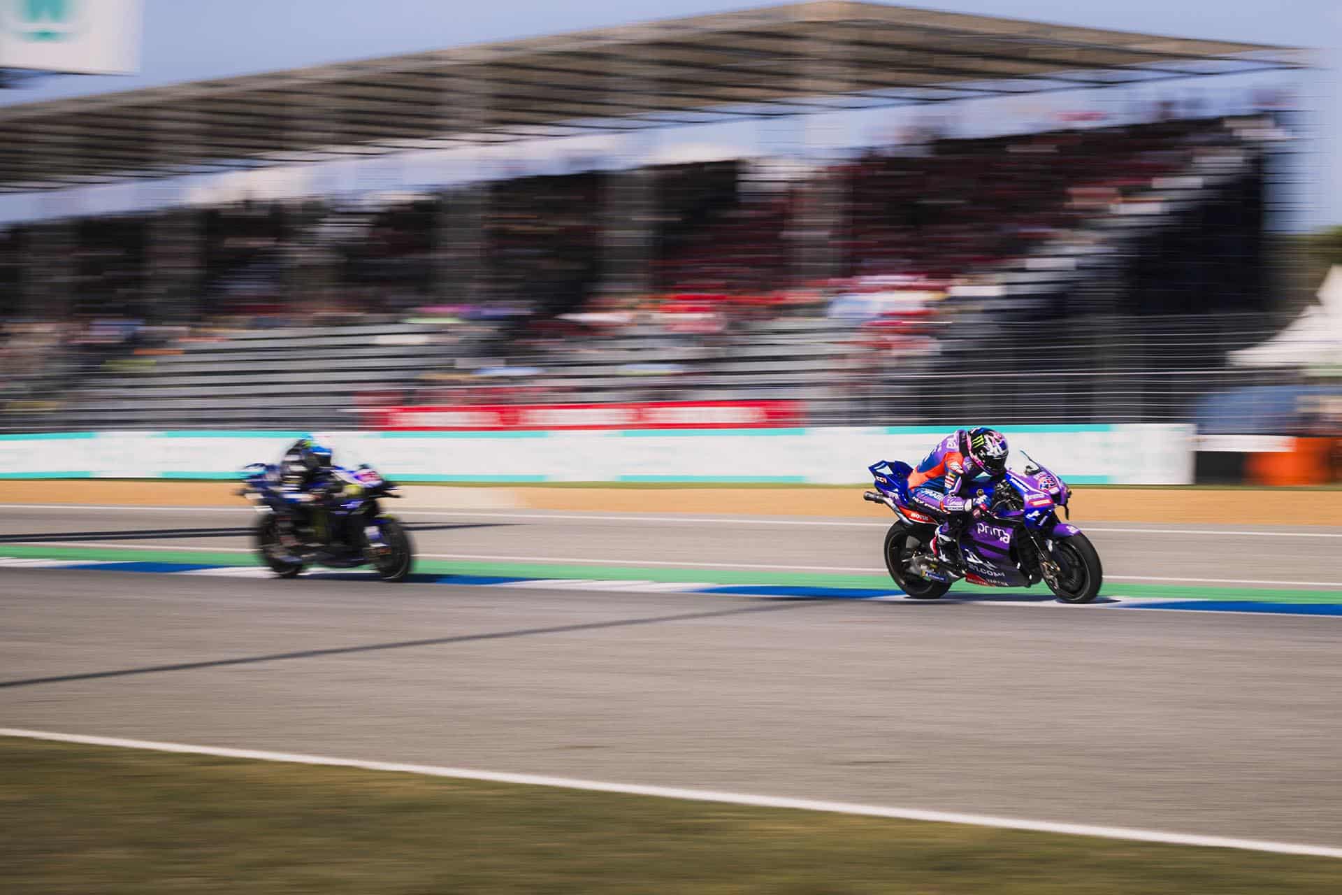 Por el momento los pilotos Yamaha solamente pueden luchar entre ellos