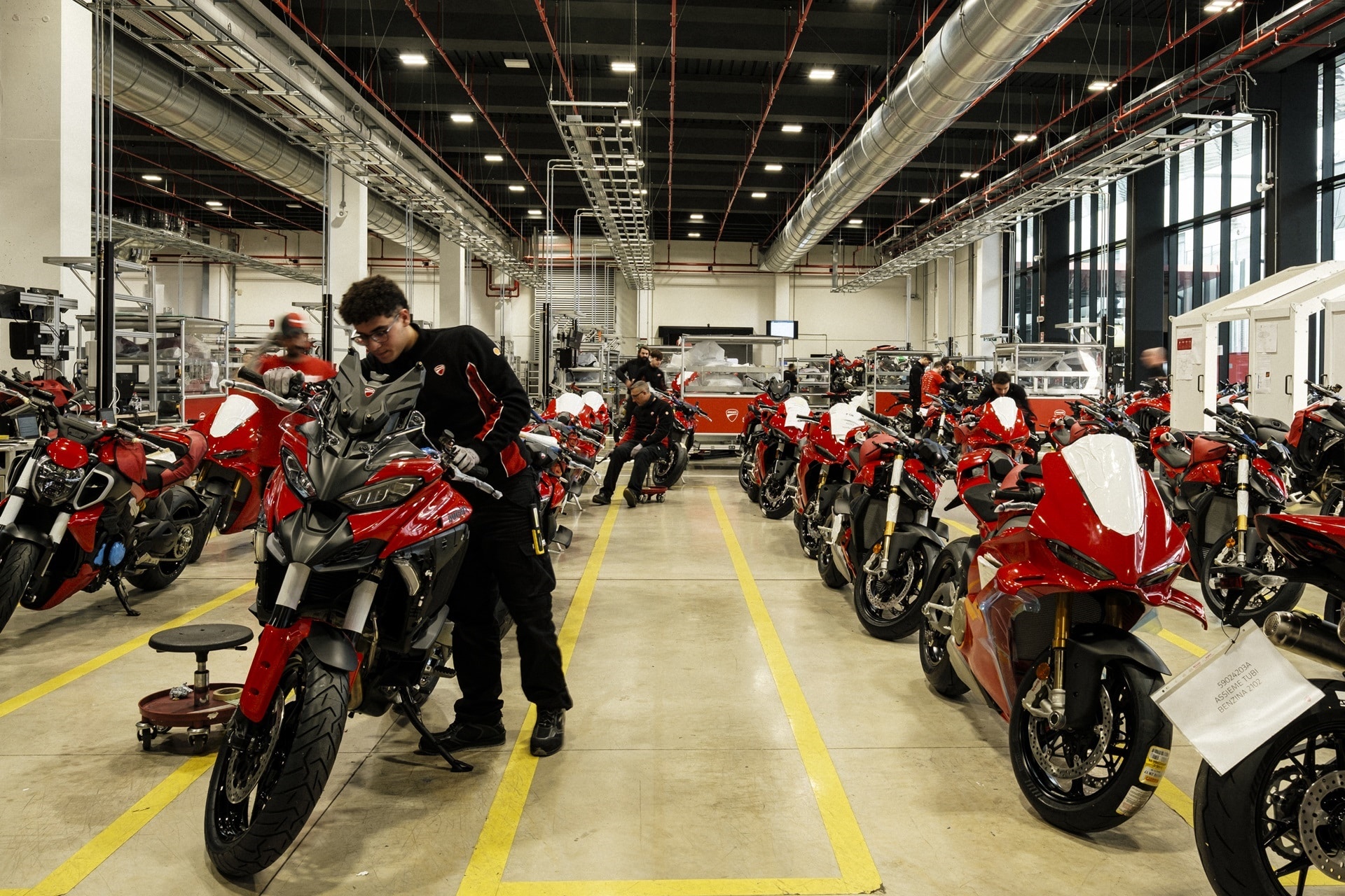 “Fabbriche Aperte”: Conoce los entresijos industriales de Ducati con motivo del Día Nacional del “Made in Italy”