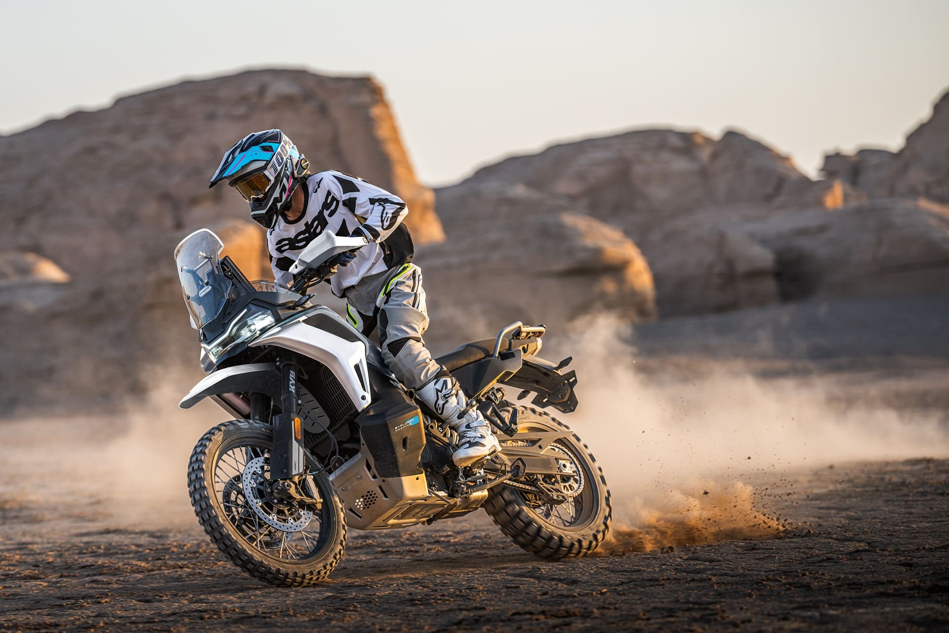 CFMoto 1000MT-X 2026