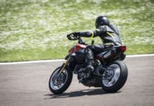 Prueba Ducati Hypermotard V2 SP 2026