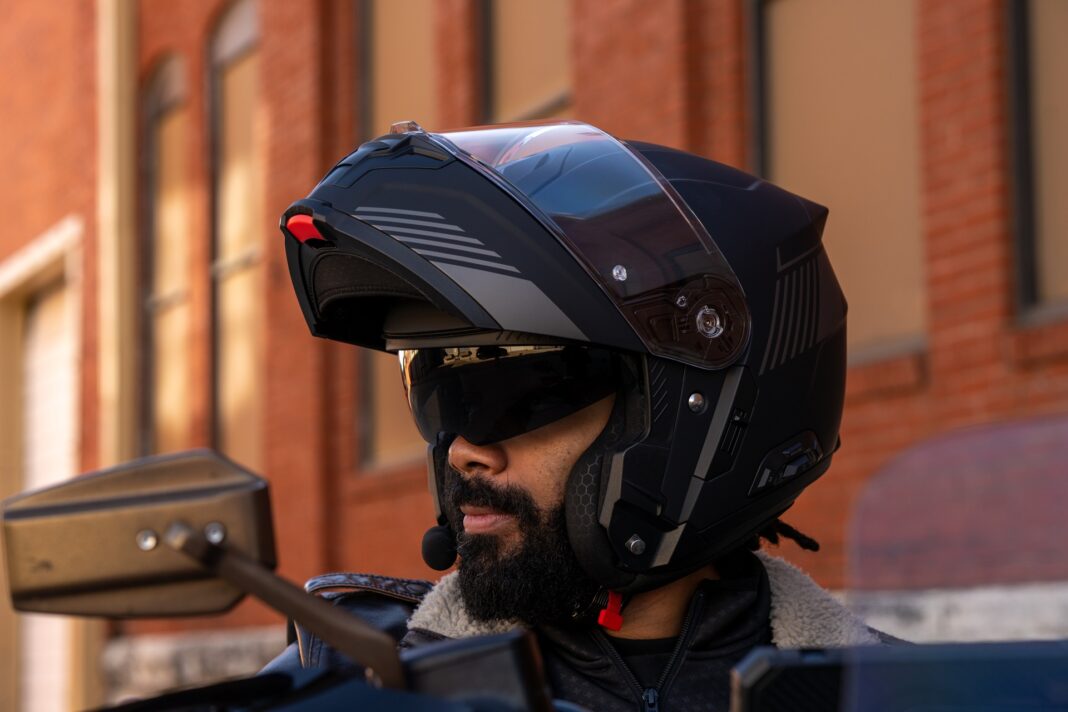 Sena Specter: Comunicación, navegación y audio como parte integral de la experiencia