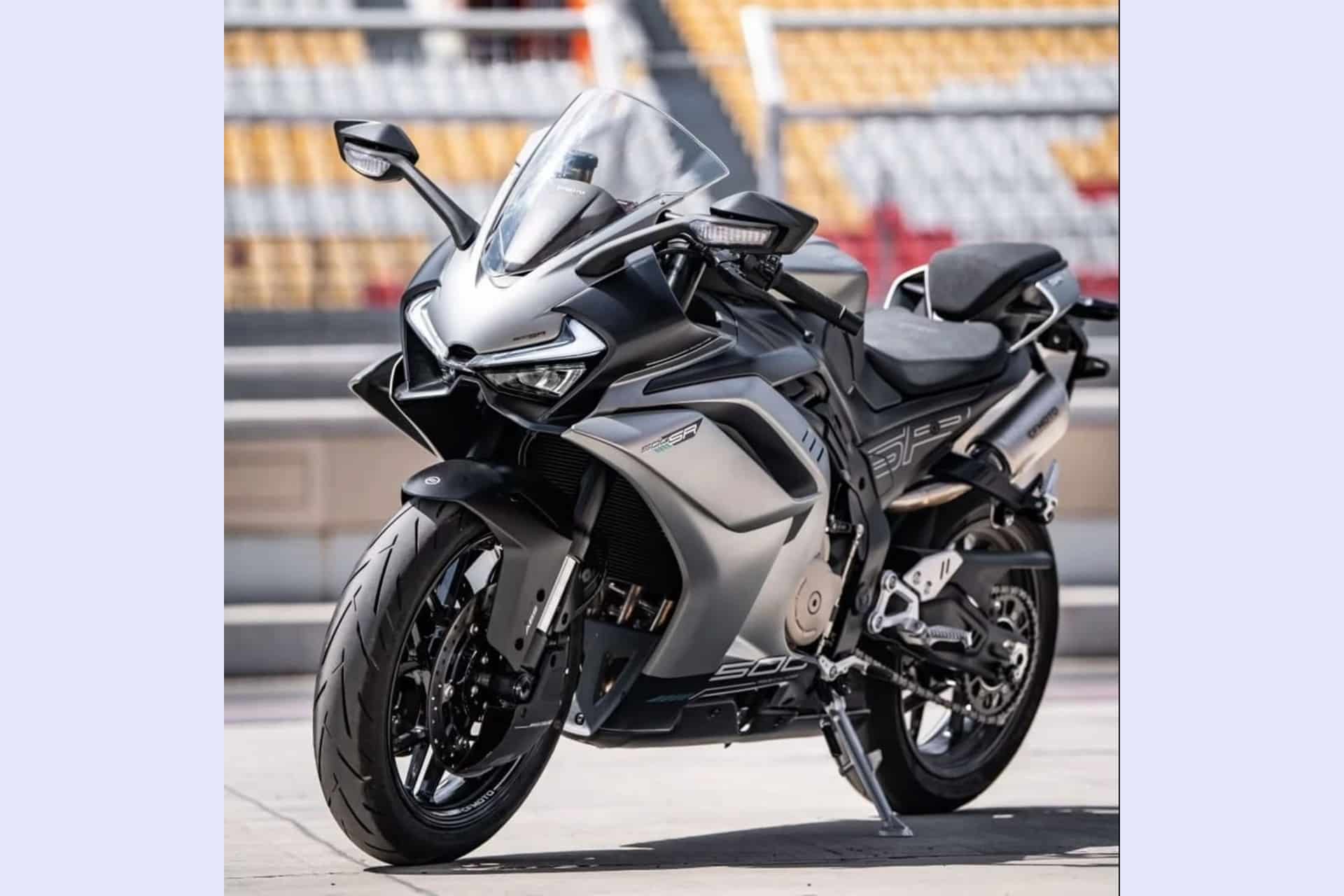 Se desvela la nueva CFMoto 500SR: 78 CV por poco más de 3.600 euros