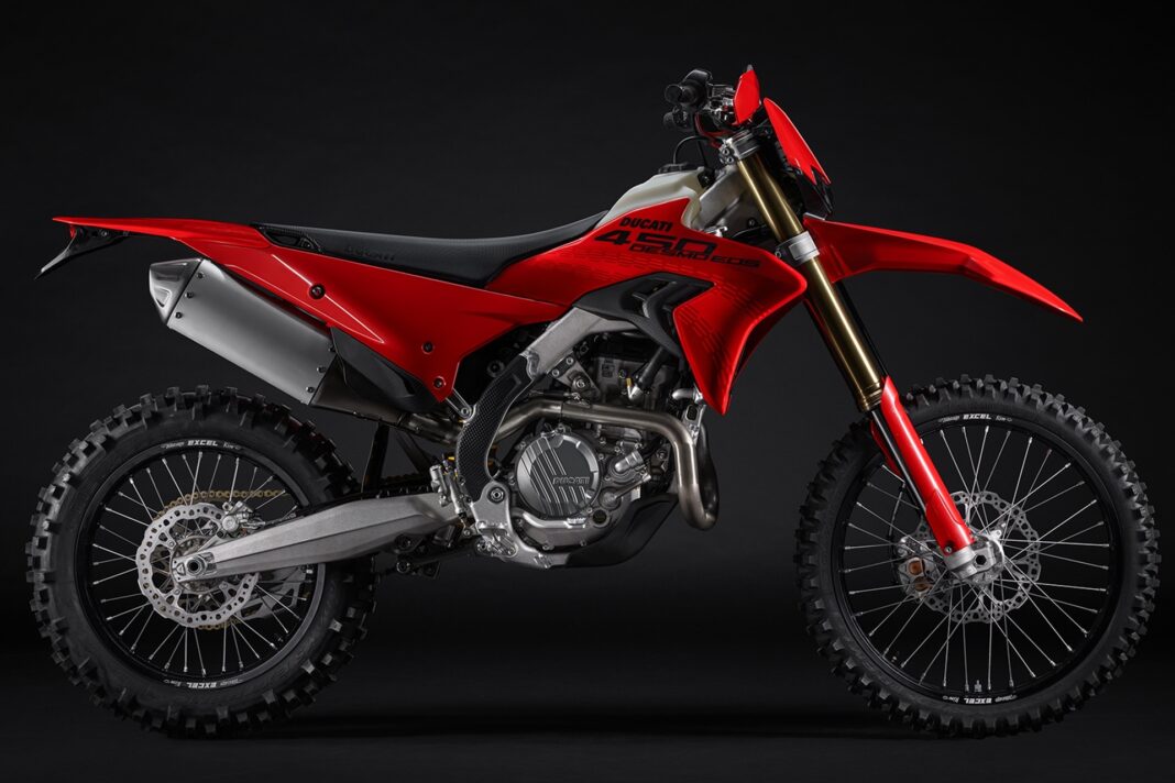 Desmo450 EDS: la primera enduro de la marca está en camino