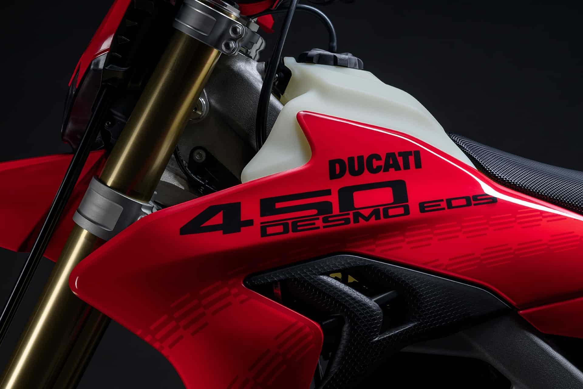 Desmo450 EDS: la primera enduro de la marca está en camino