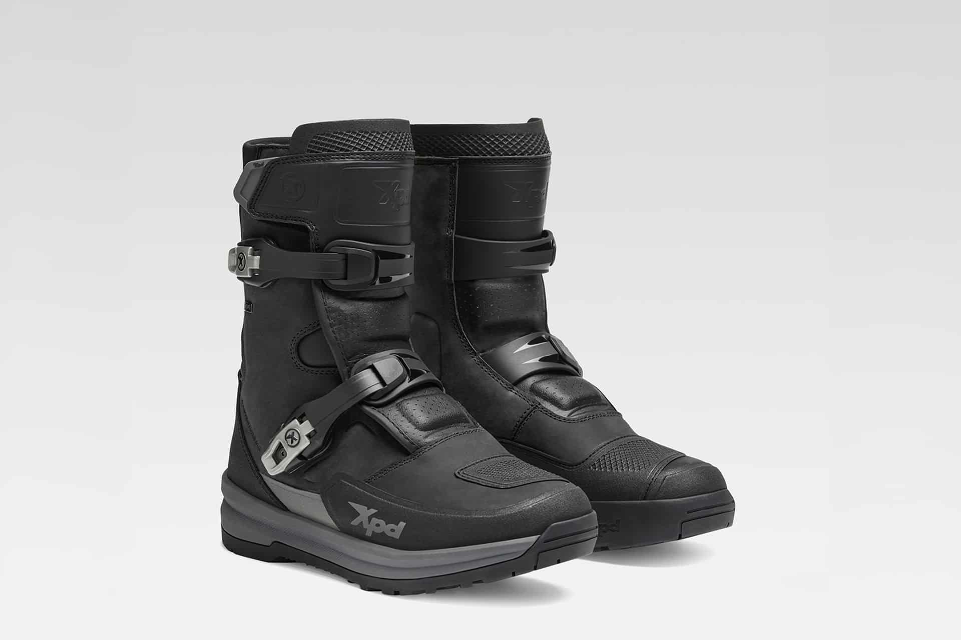 Fotos: Gama de botas adventure XPD 2026: Diseñadas para pasar largas jornadas sobre la moto