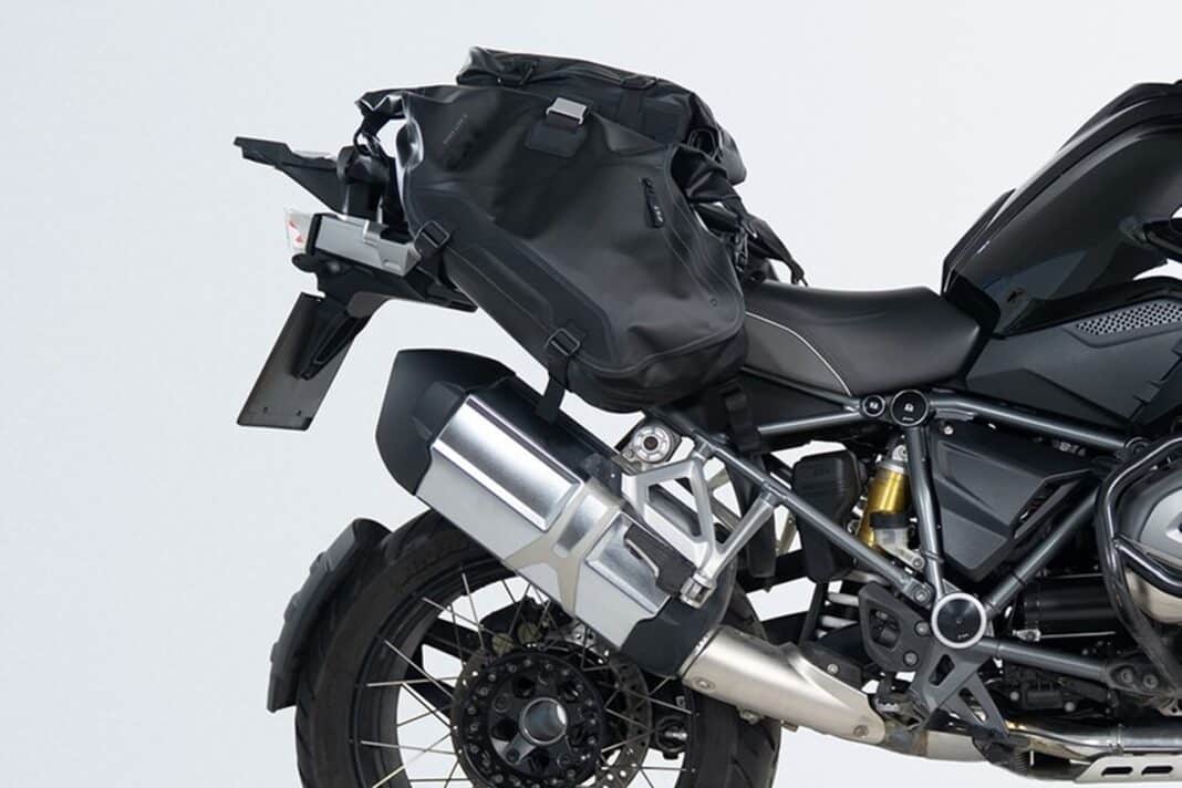 LS2 Move Ahead, la gama premium de equipaje para moto de la firma asiática