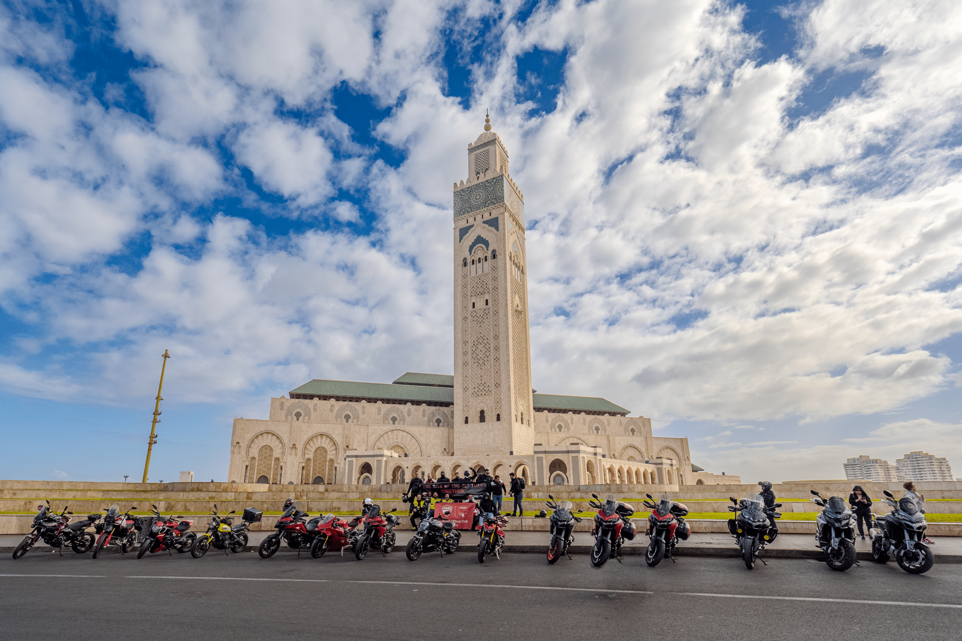 #WeRideAsOne 2026: 22.000 Ducatisti celebraron el centenario de la marca por todo lo alto