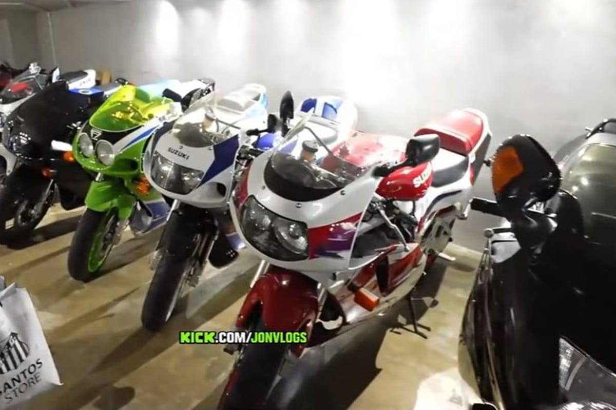 Neymar y su “NO” colección de motos