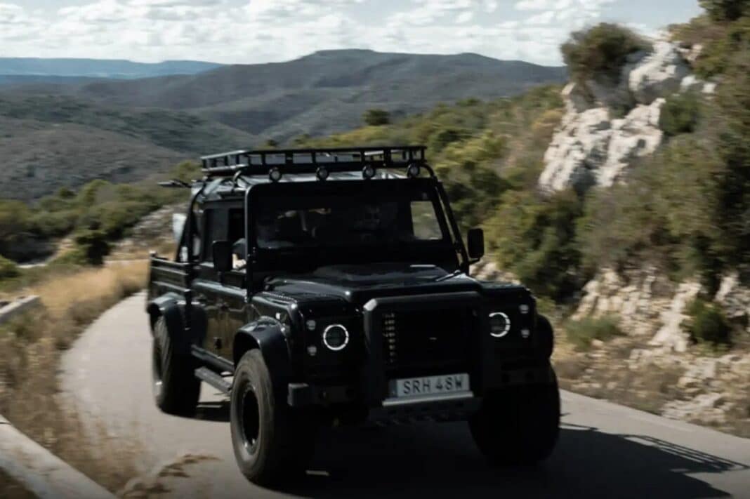 Land Rover Defender by Stark Future