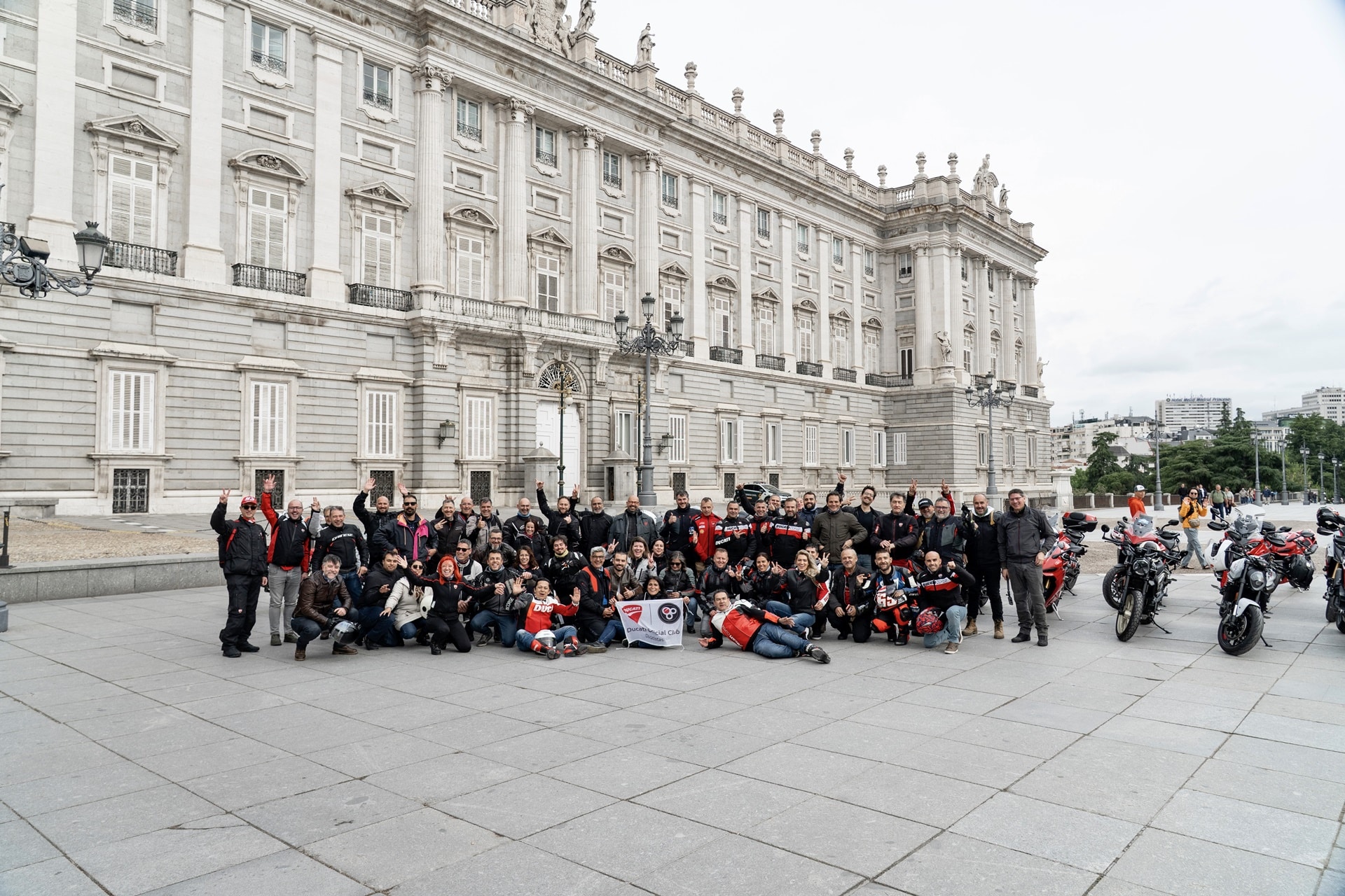 #WeRideAsOne 2026: 22.000 Ducatisti celebraron el centenario de la marca por todo lo alto