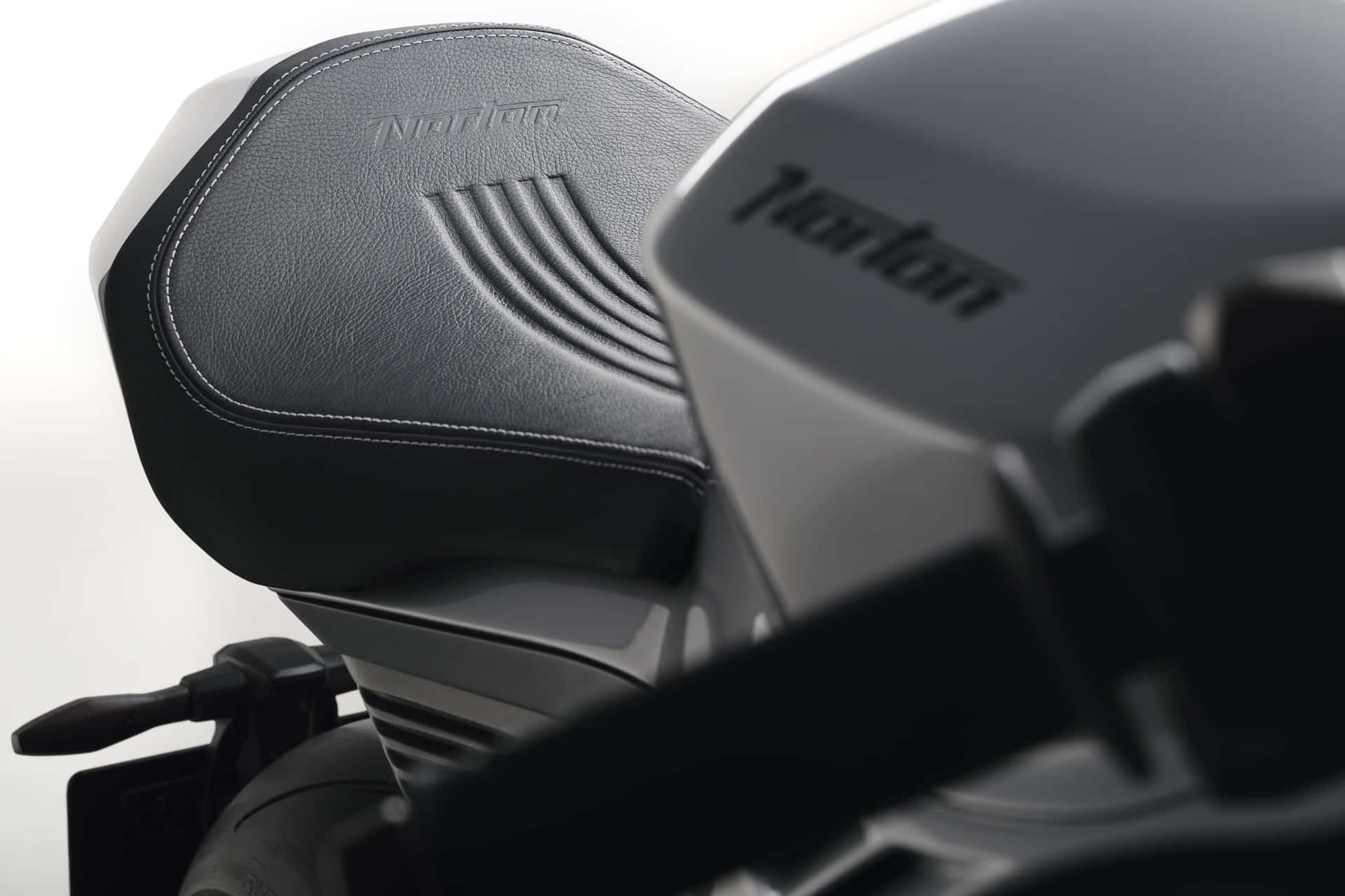 La nueva Manx R, el estandarte del renacimiento de Norton, ya disponible desde 23.250 euros