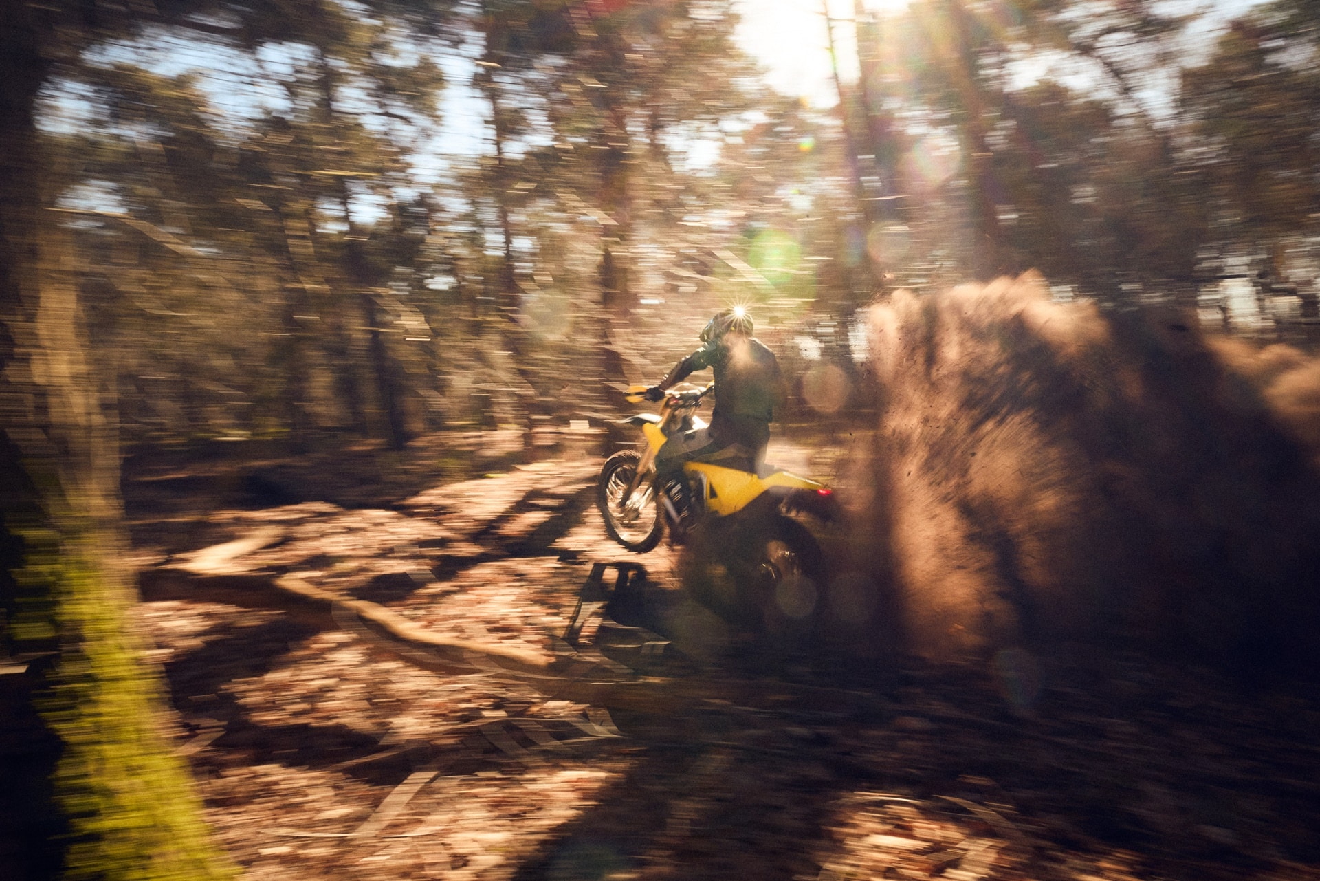 Radian EXR: la nueva enduro eléctrica con 70 CV y 1.060 Nm de par lista para la competición
